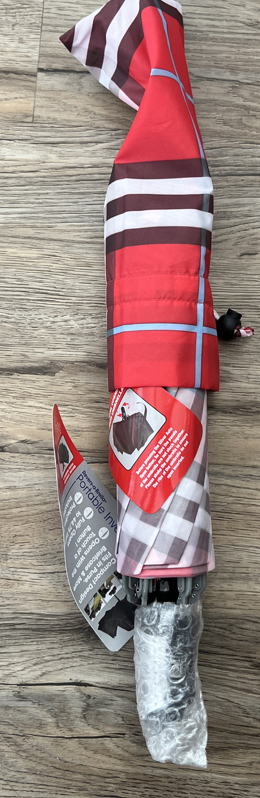 Revers-a-Brella Portable No-Drip Inverted Umbrella in Red Plaid W/Sleeve
