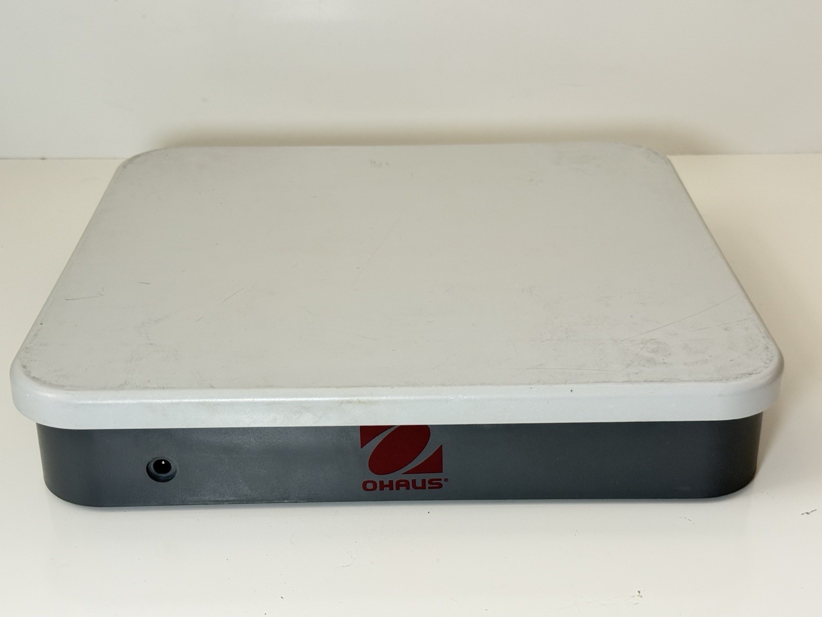 OHAUS Catapult 1000 Compact Digital Scale, Model: C11P20