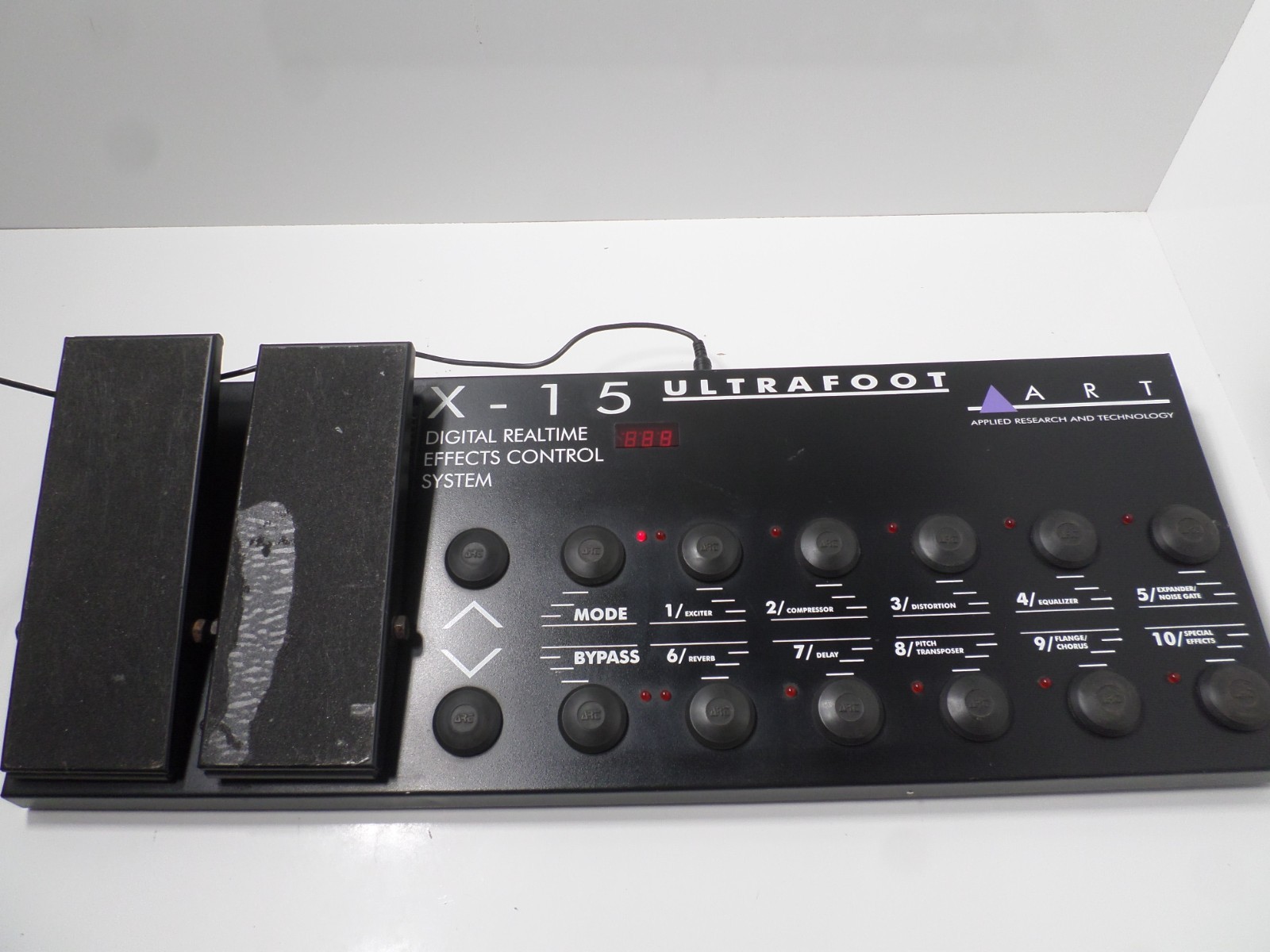 ART X-15 Ultrafoot Digital Realtime Effects Control System