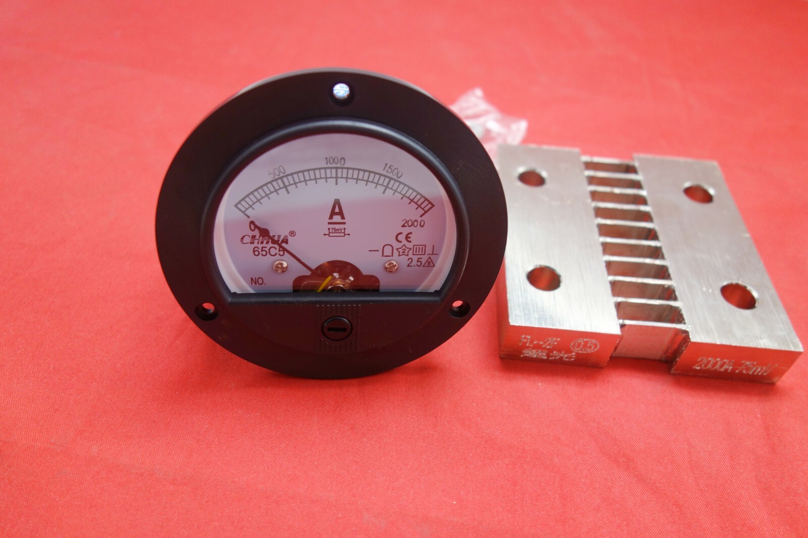 1pc DC 2000A Round Analog Ammeter Panel AMP Current Meter Dia. 90mm with shunt