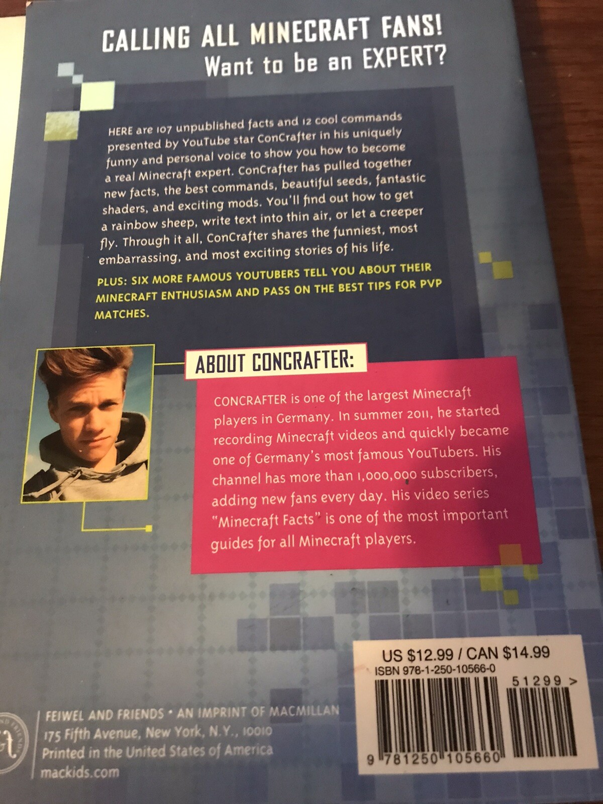 Minecraft books lot (3) - EUC Mega Builder Concrafter Mojang Creative