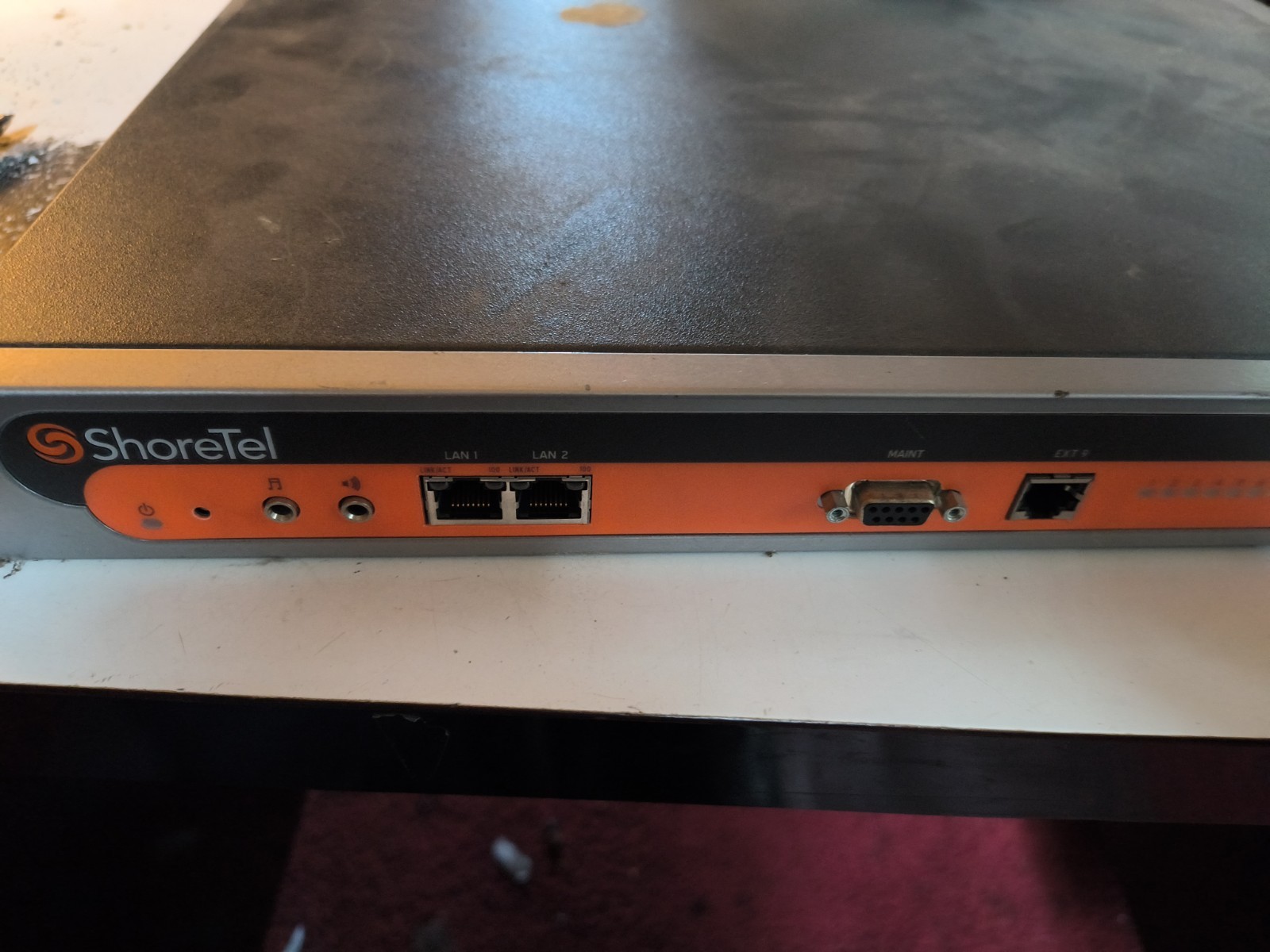 ShoreTel ShoreGear-60/12 unit.