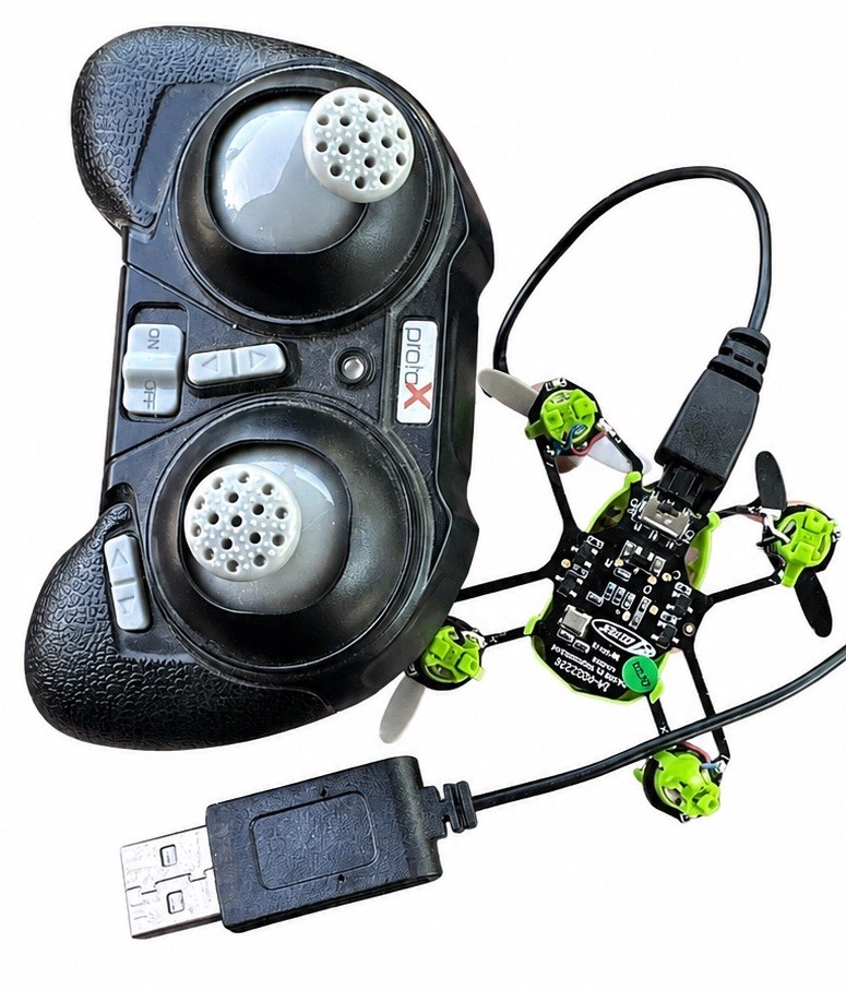 Estes Proto X Nano RC Drone Controller USB Charger Powers On 1 Prop Missing