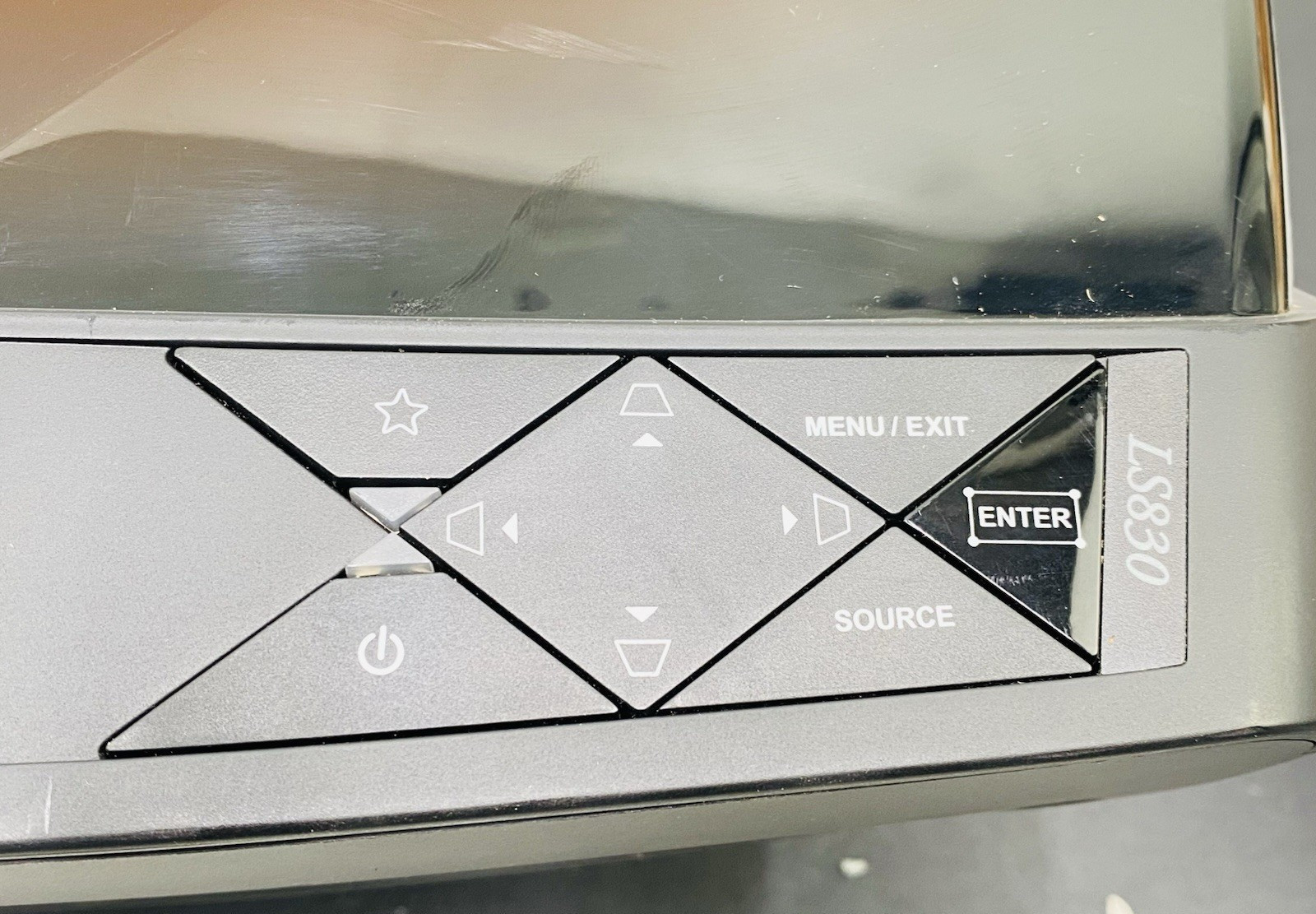 ViewSonic LS830 ultra-short throw Full HD 3D Laser Projector