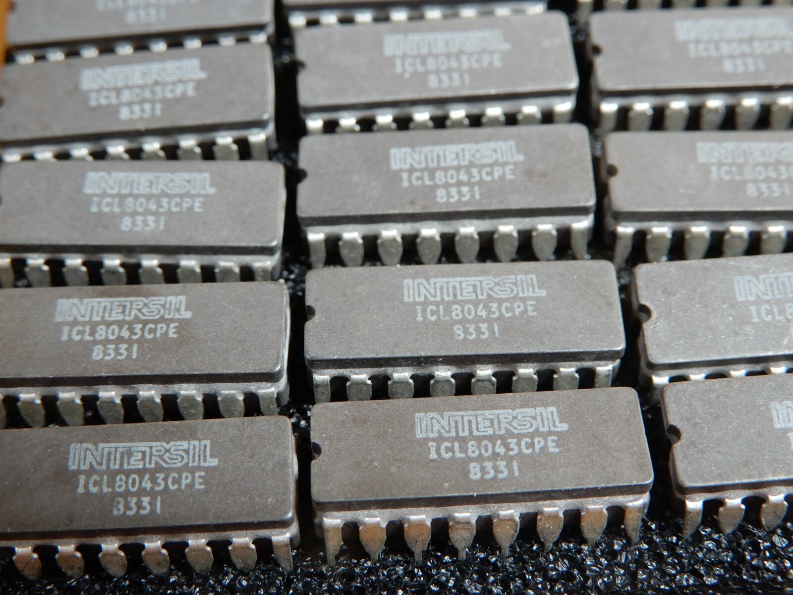 Intersil ICL8043CPE Operational Amplifier IC's Qty 20 NOS