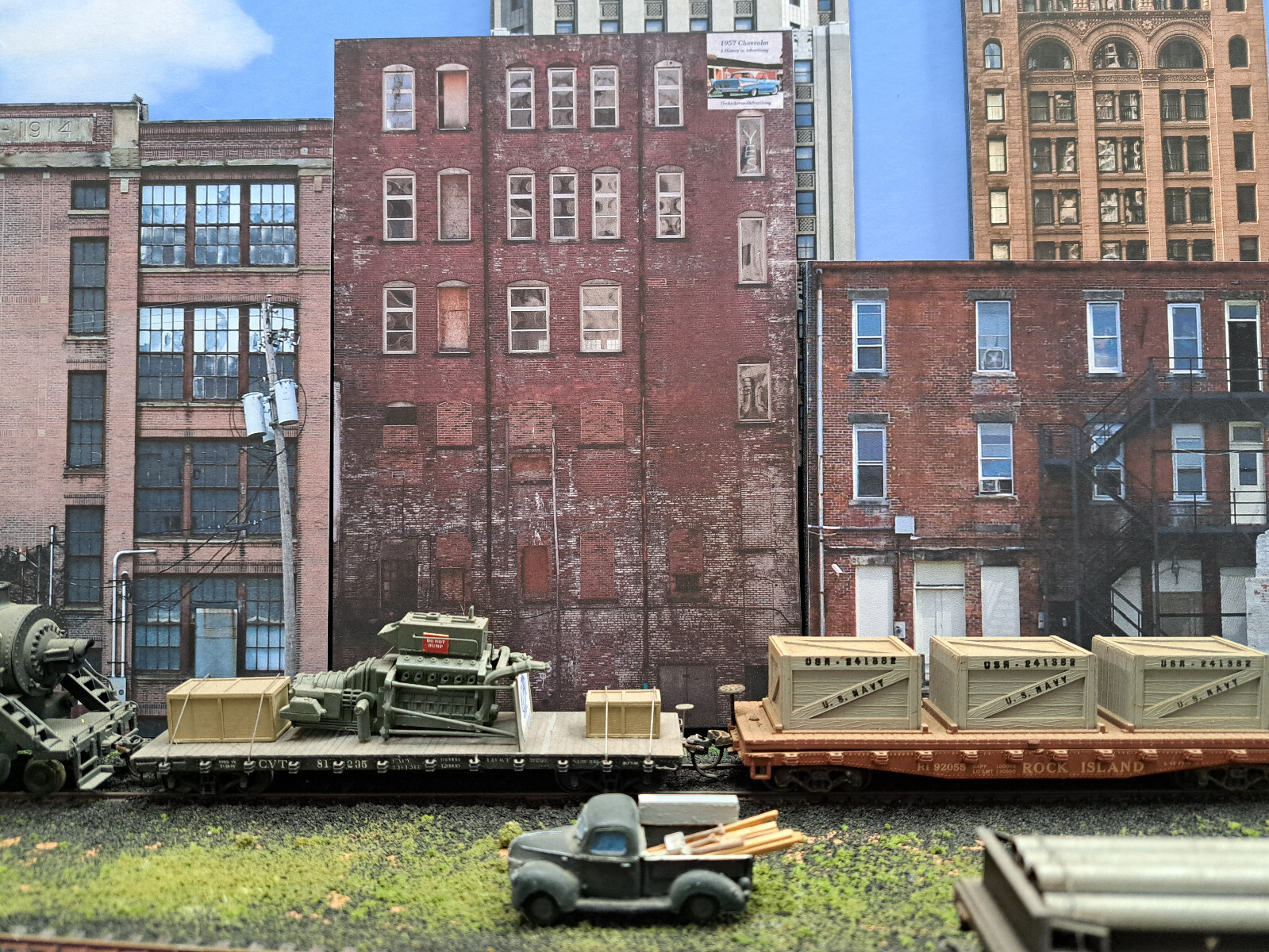 TRACKSIDEFLATS #204 N scale BACKSIDE #1