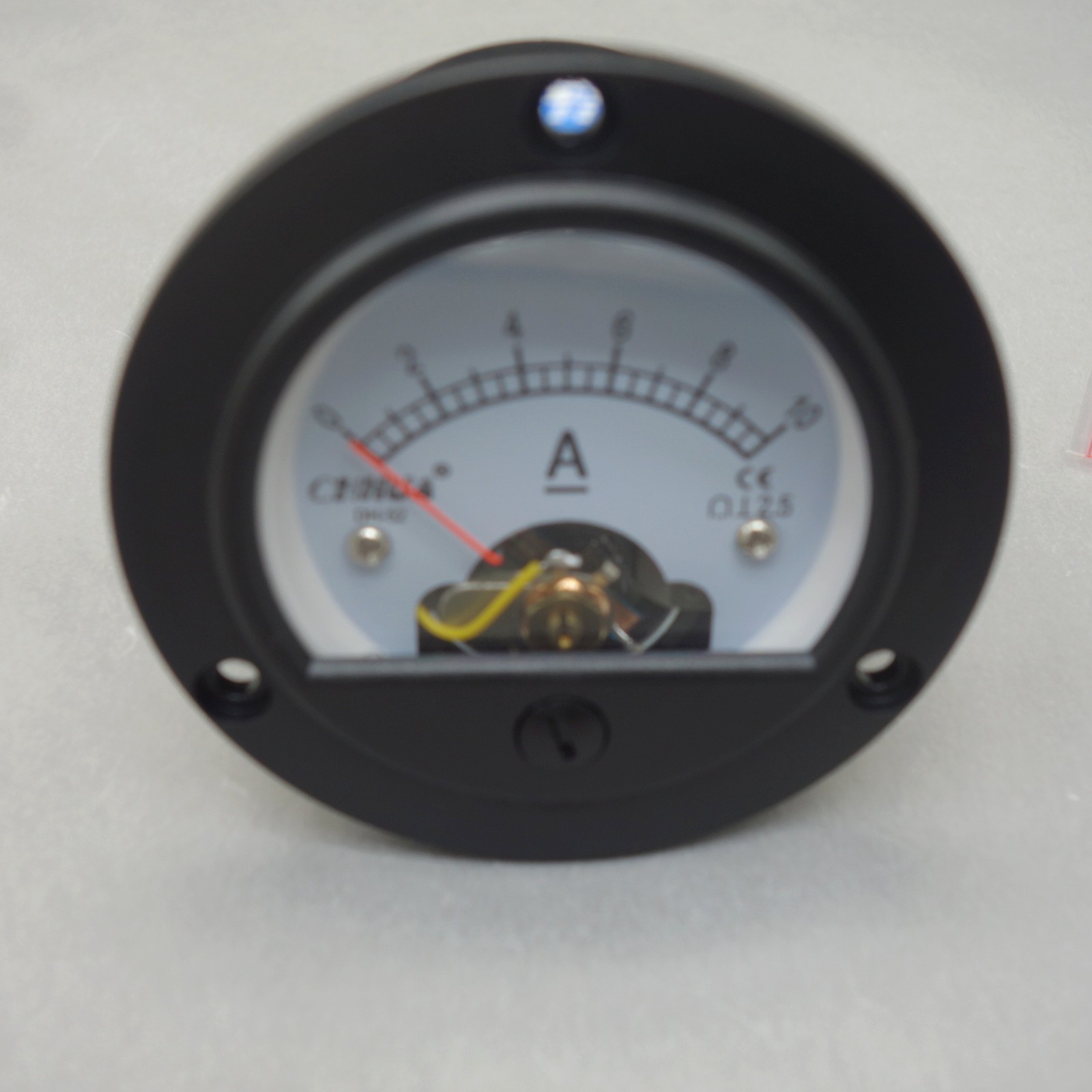 DH-52 DC 10A Round Analog Ammeter Current Panel Meter Dia. 66.4mm Shunt-built in