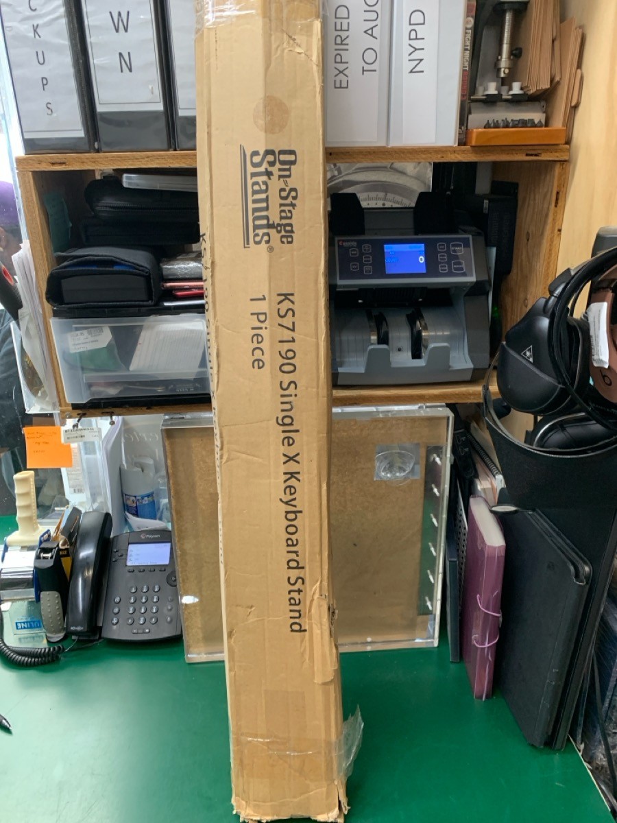 On-Stage Stands KS7190 Classic Single-X Stand (E10050636)