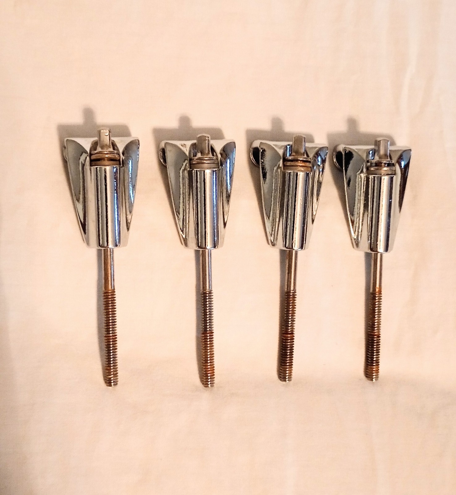 UNMARKED BASS DRUM CLAWS W/ RODS 3.5" - FREE SHIP TO C-USA!