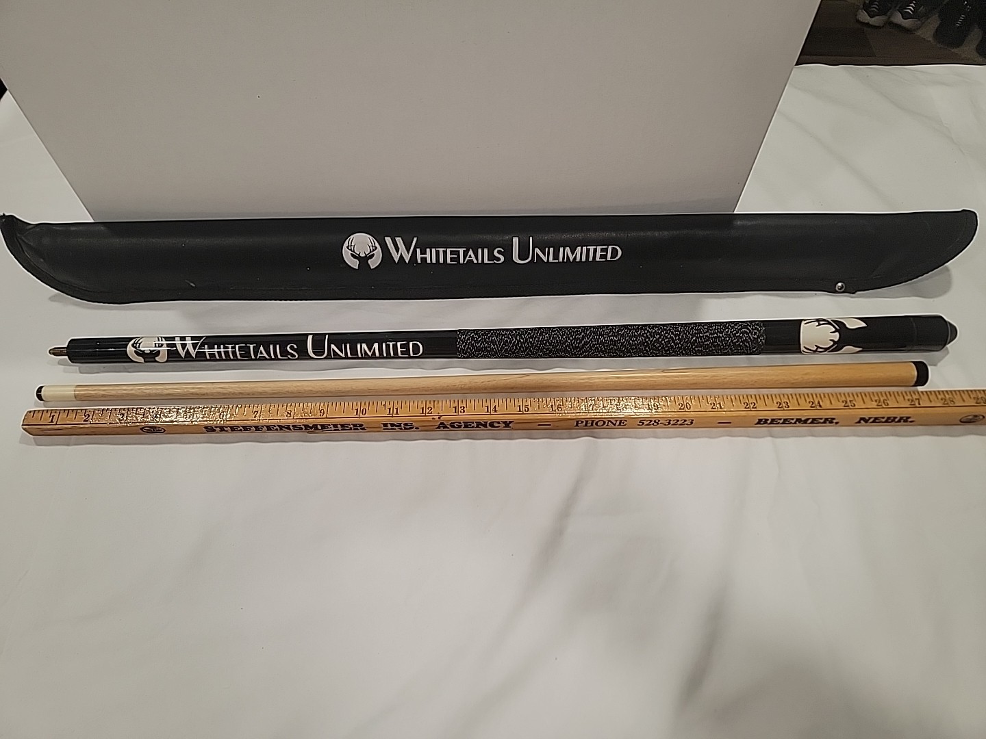 Vintage Whitetails Unlimited  Pool Cue Great Condition  Promotional  Item 54 In!