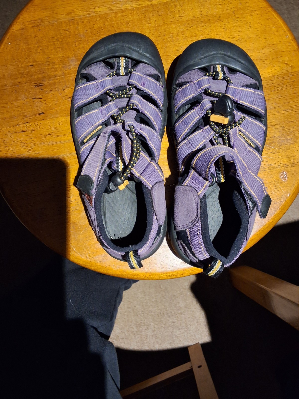 KEEN Newport H2 Kids Purple Trail Water Sport Sandals Shoes Sz 9 Kids.