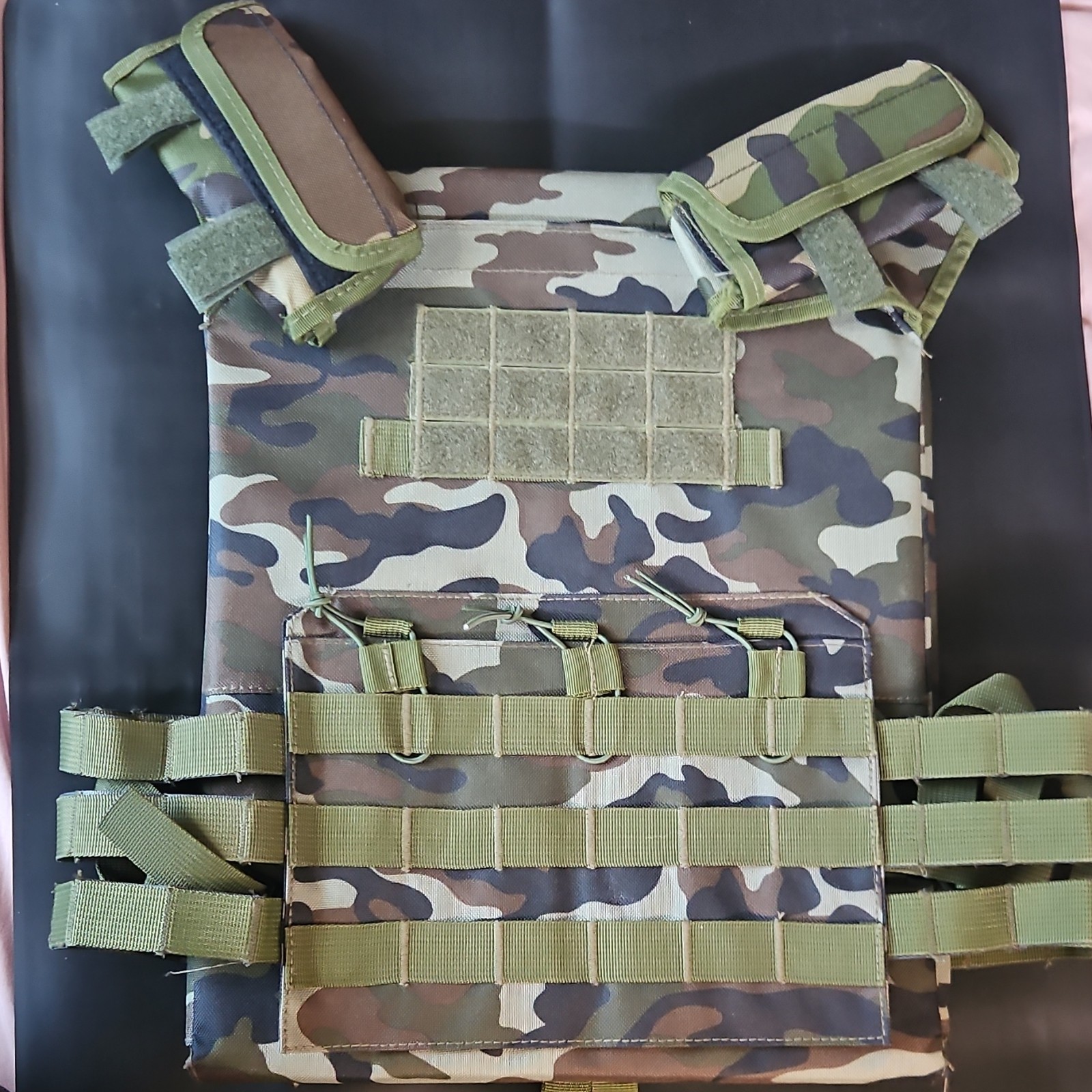 Camouflage Tactical Plate Carrier Vest Adjustable MOLLE Nylon for Hunting
