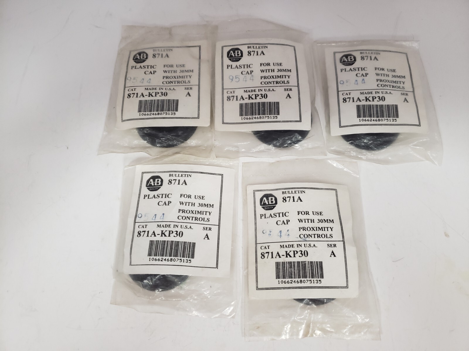 ALLEN BRADLEY 871A-KP30 PLASTIC CAP SERIES A (LOT OF 5) NIB