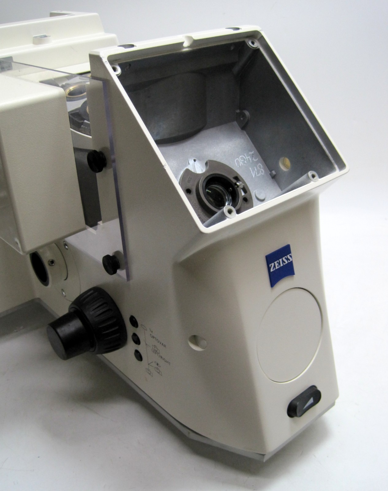 CARL ZEISS Axiovert 200M Inverted Fluorescence Microscope from Arrayscan VTI
