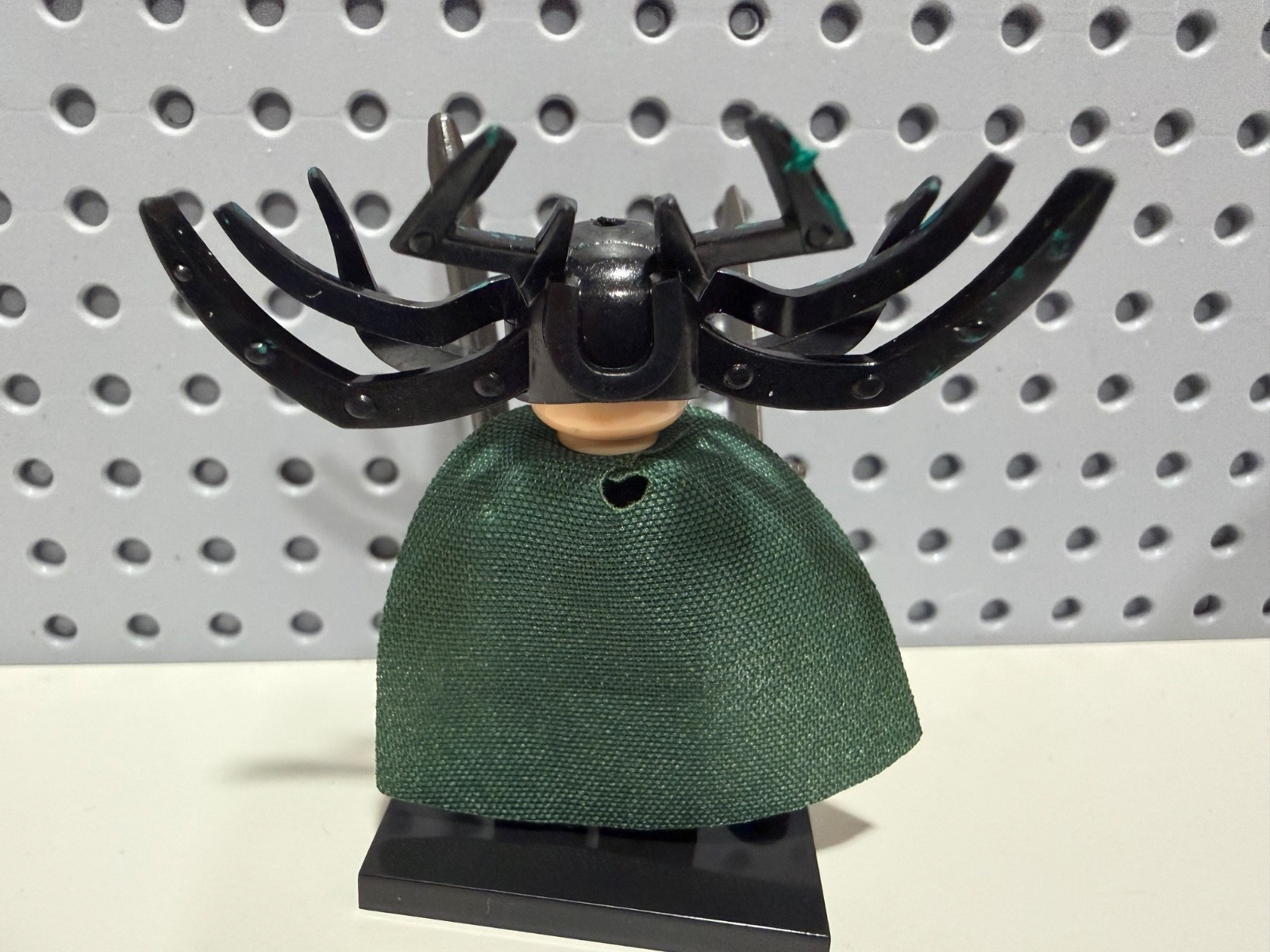 LEGO Marvel Hela Custom MInifgure New
