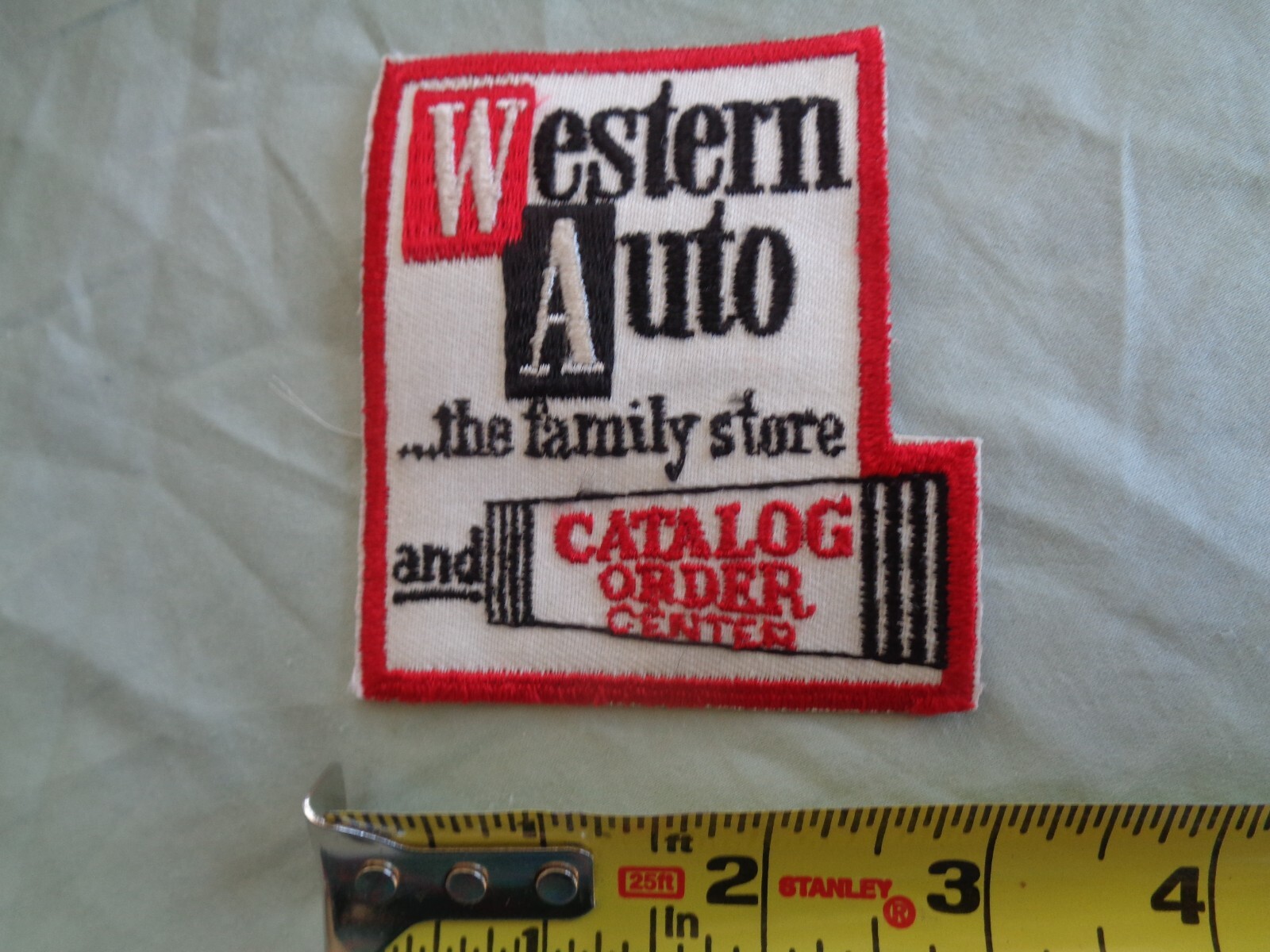 WESTERN AUTO THE FAMILY STORE AND CATALOG PATCH - 3X3 1/4 NEW! ORIGINAL VINTAGE!