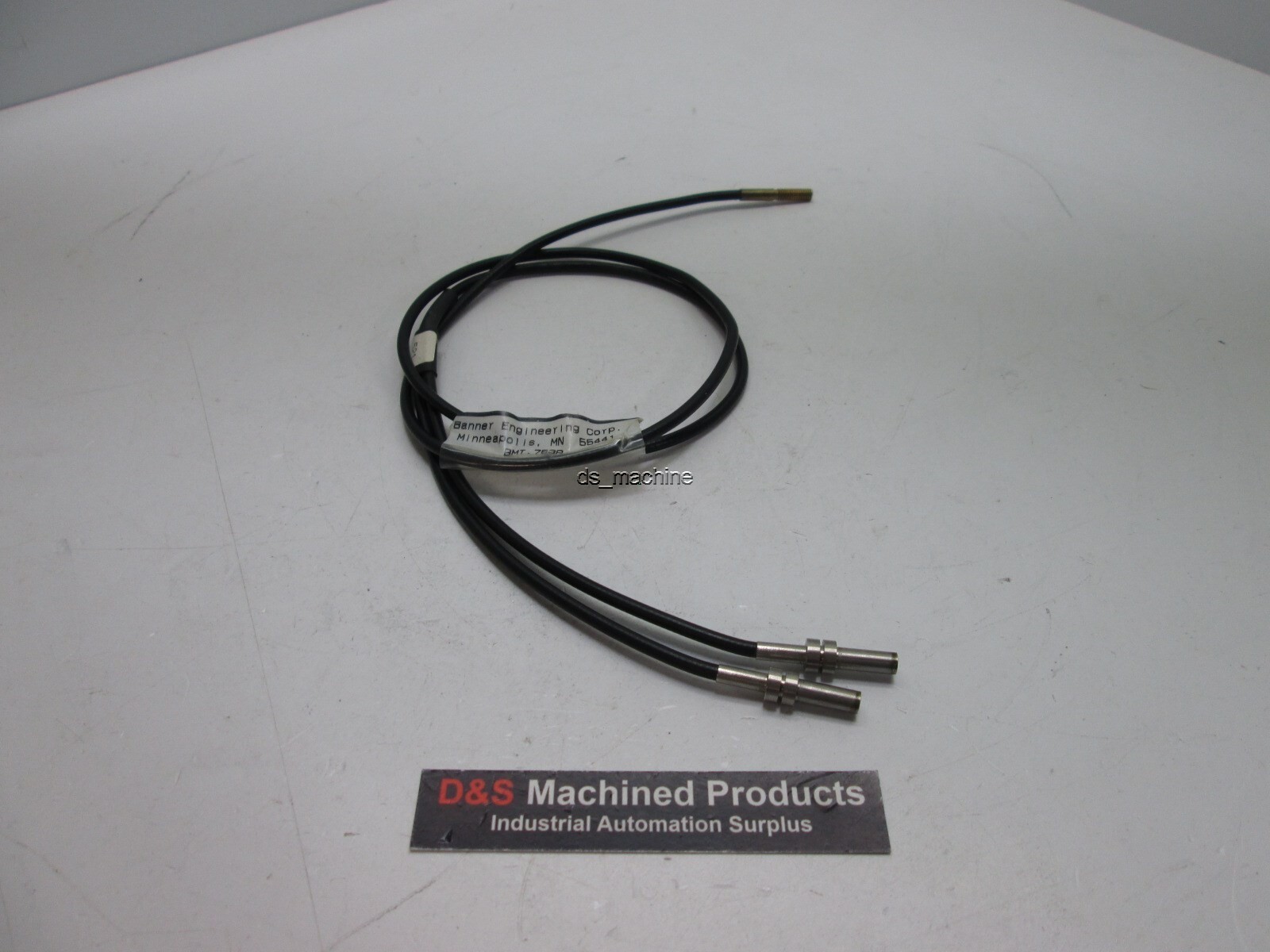 Banner BMT.753P Bifurcated Fiber Optic Cable, 32" Length, 3/16" Output Diameter
