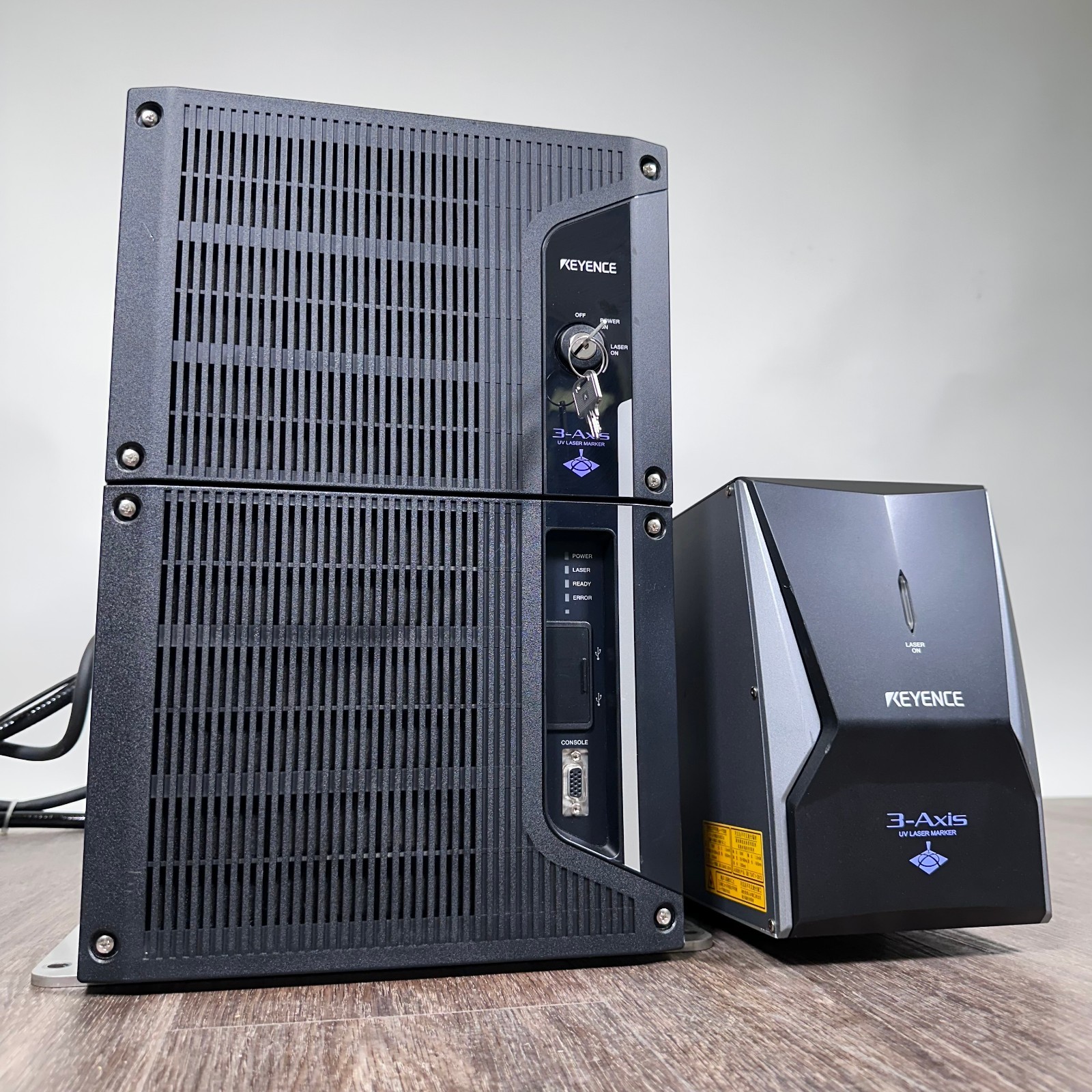 Keyence MD-U1000C 3-Axis UV Laser Marker 2020 Complete System w/ Controller Keys