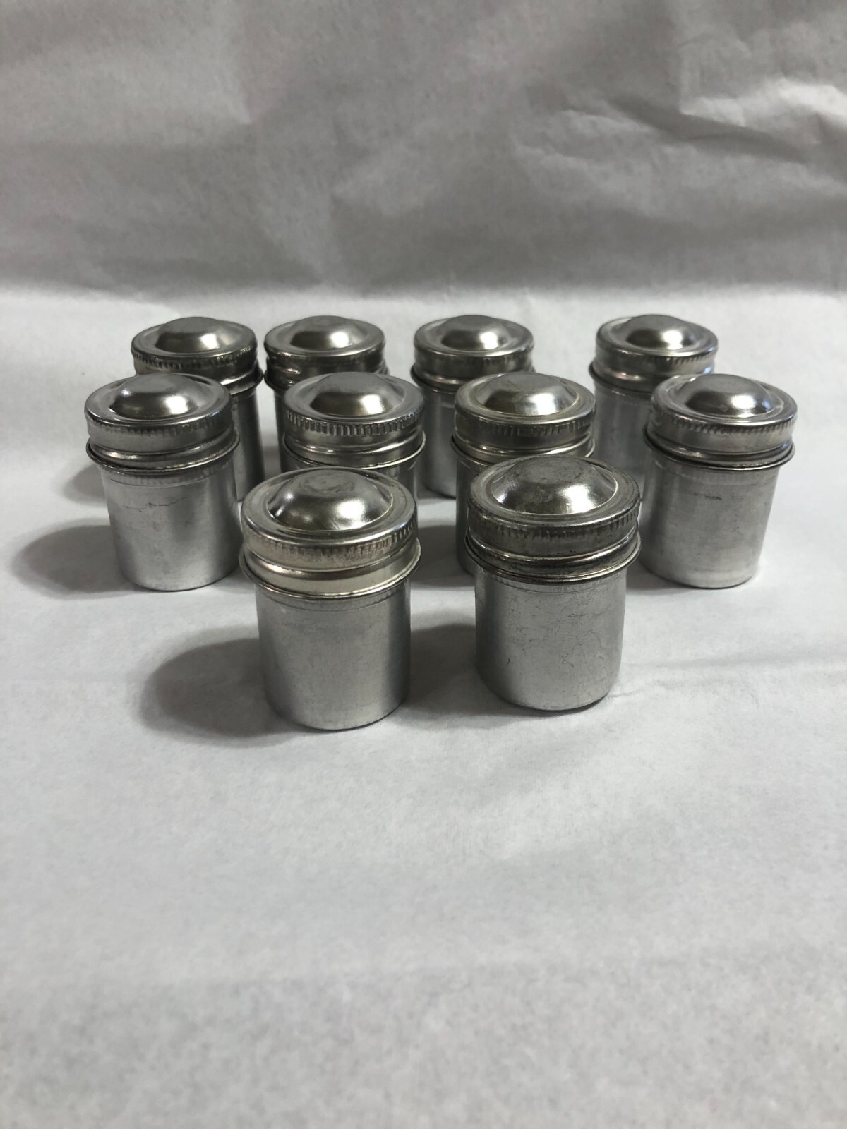 10 Vintage tin film canisters empty 35 mm, screw lid