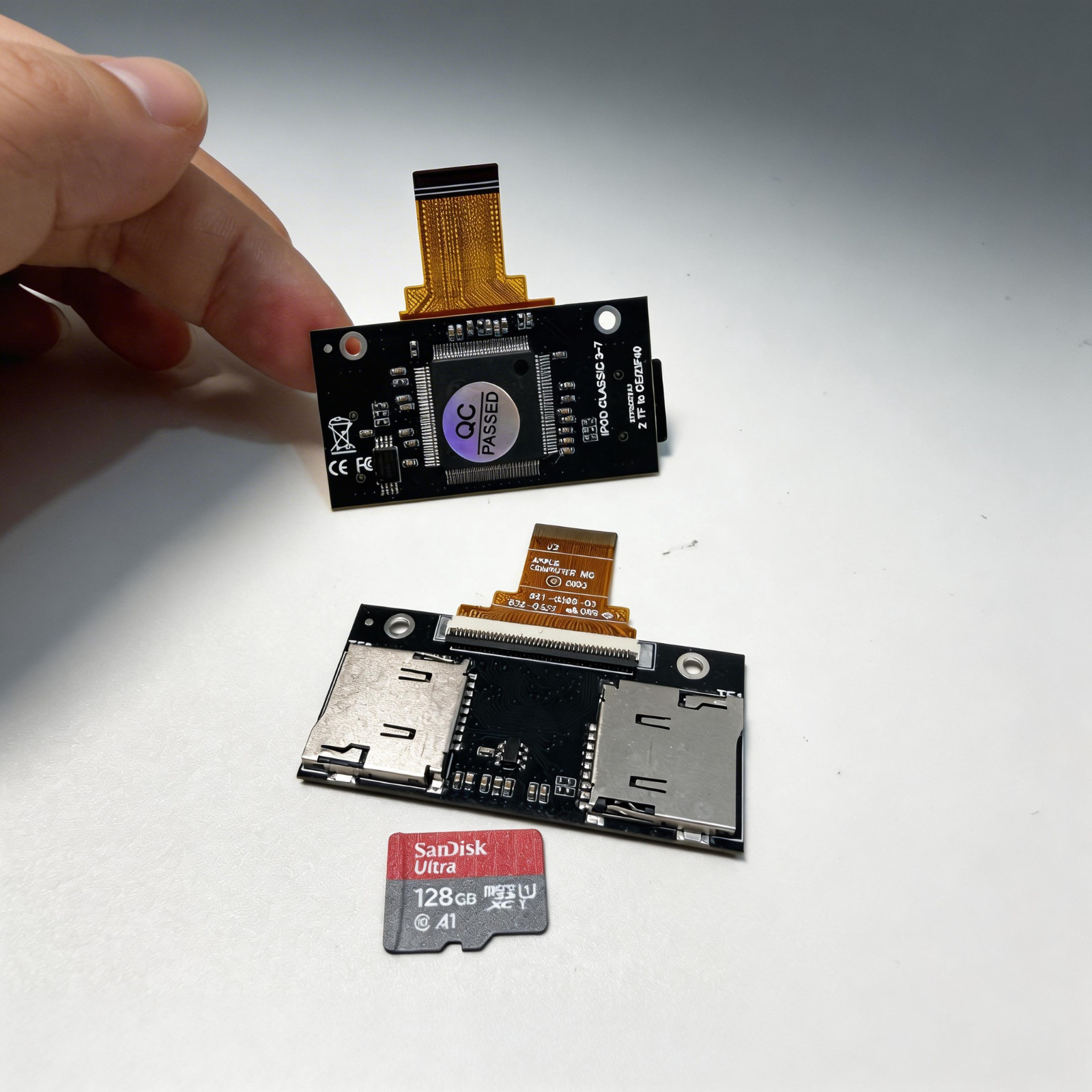 Up To Date iFlash Solo SD Adapter ipod Classic 5th/5.5/6th/7th micro sd TF Card