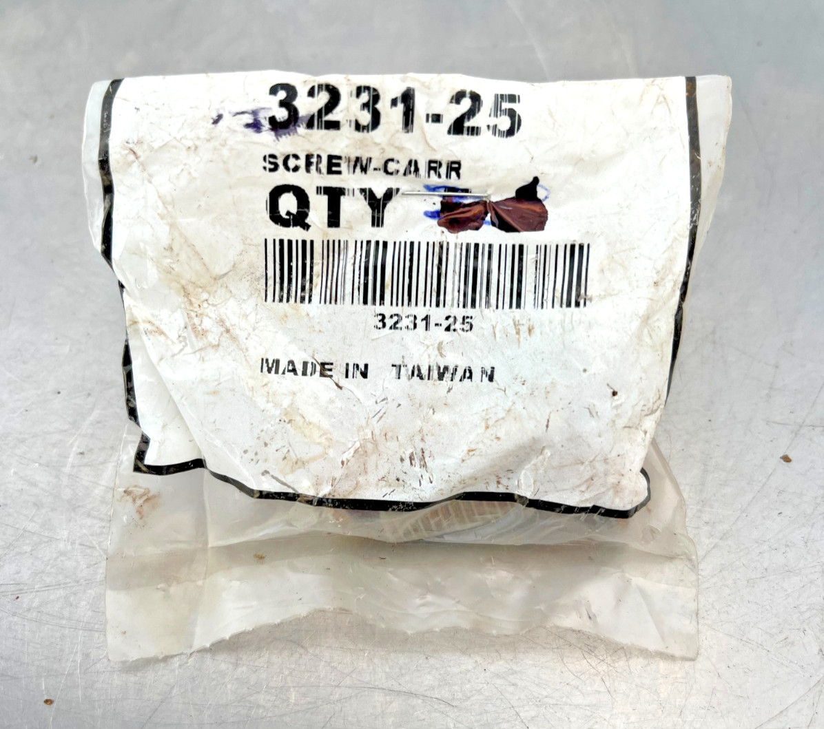 3231-25  Genuine OEM  Toro  CARRIAGE SCREW BOLT   QTY of 1 Screw per Order