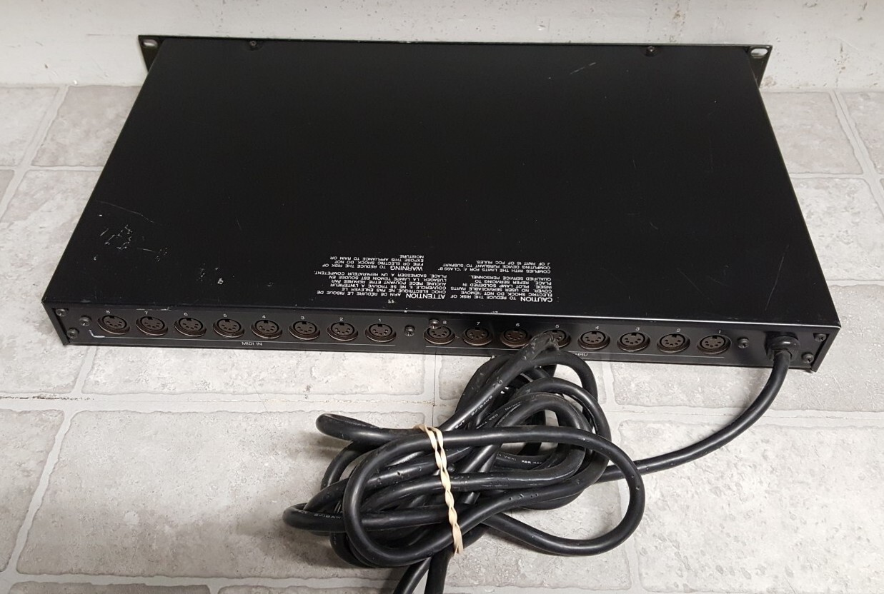 Yamaha MJC8 8x8 MIDI Junction Controller WORKS