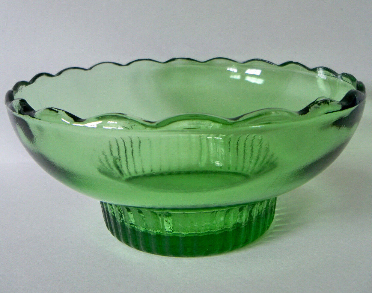 VINTAGE BRODY M2000 Emerald GREEN GLASS Footed PLANTER BOWL CANDY DISH Cleveland