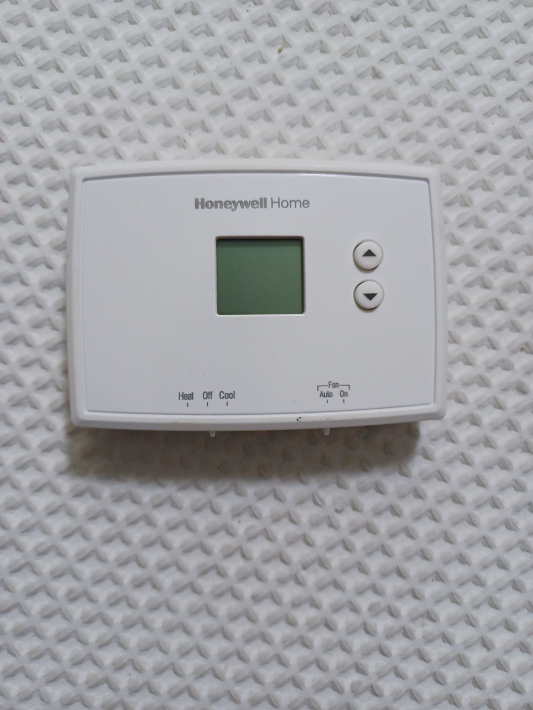 Honeywell Home RTH111B1024 Digital Non-Programmable