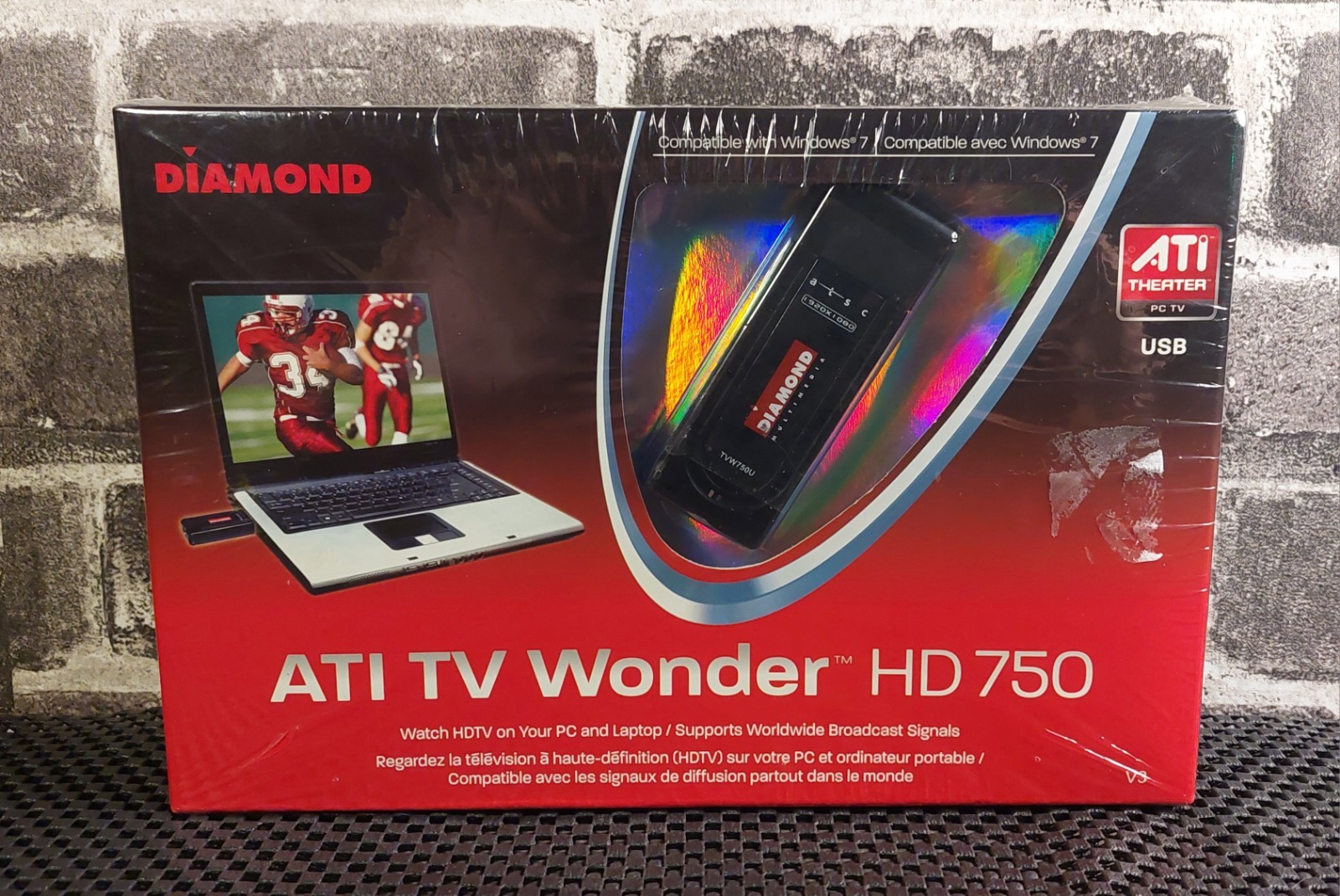 NEW- Diamond ATI Theater PC TV Wonder HD 750 USB TVW750USB Remote Antenna