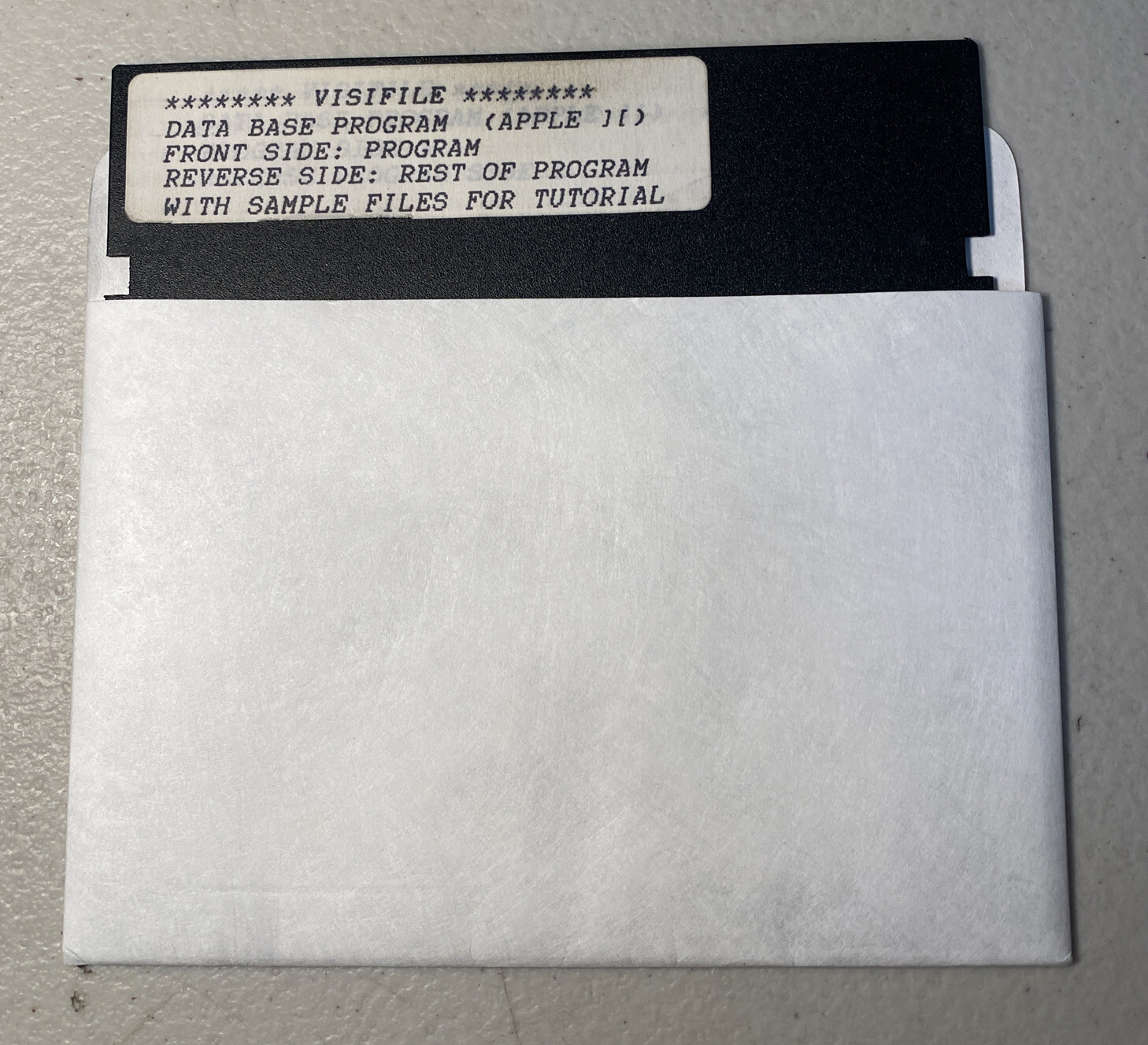 Apple II DOS 3.3 VISIFILE Database Program 5.25” Floppy Disk Vintage