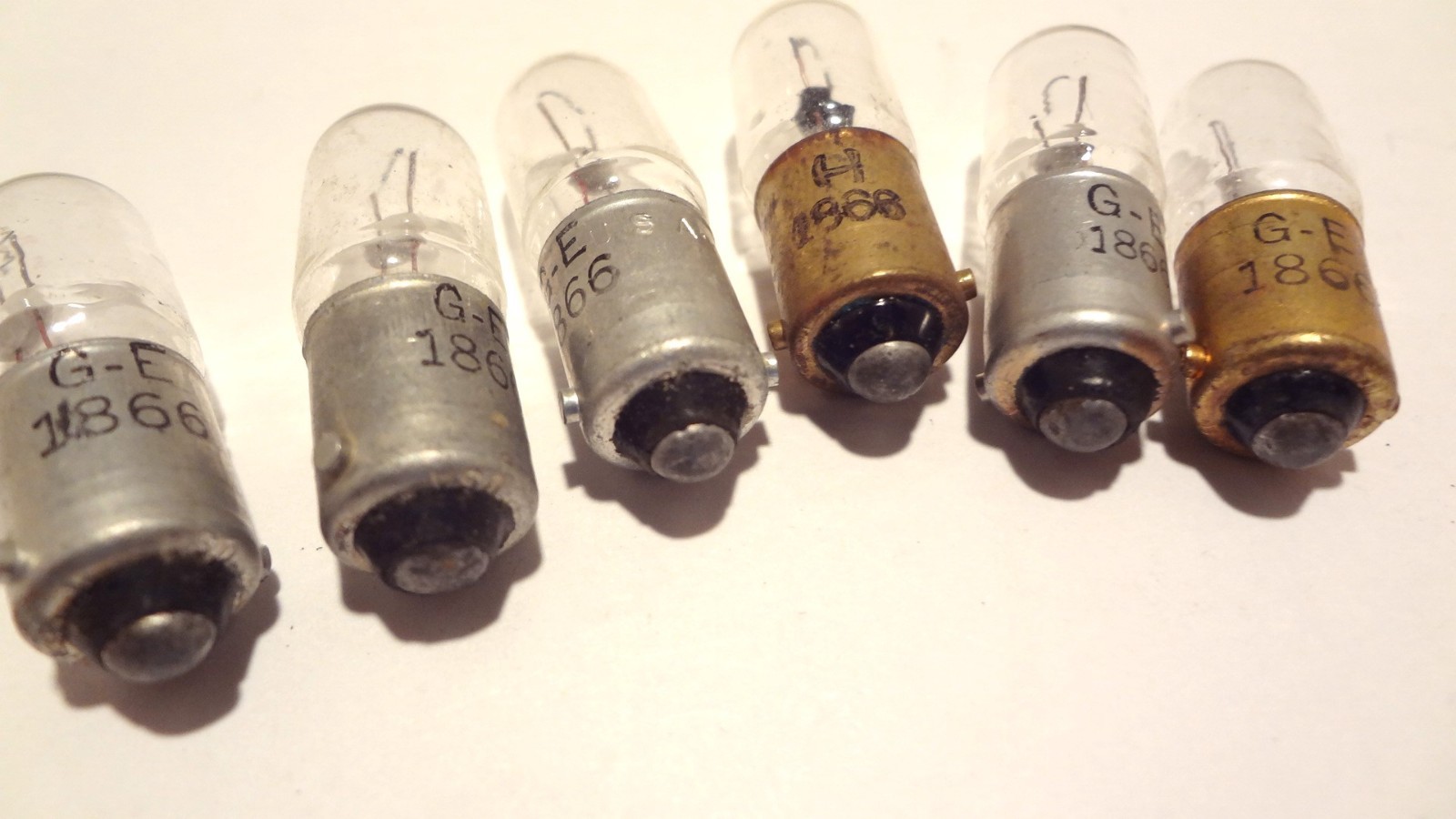 GE  BULB #1866 MINATURE BAYONET BASE 6VOLTS  2 WATTS NEW LOT OF (6EA)