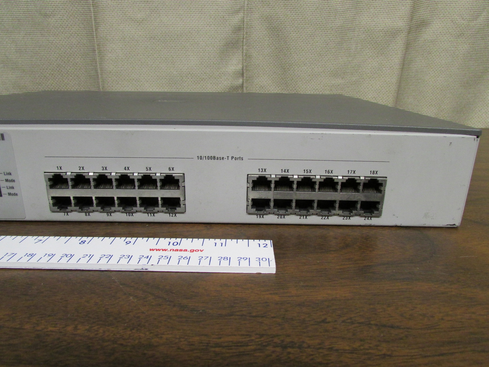 HP Procurve Switch 2424M J4093A Powers Up Passes Self-Test 2 Gigabit Modules