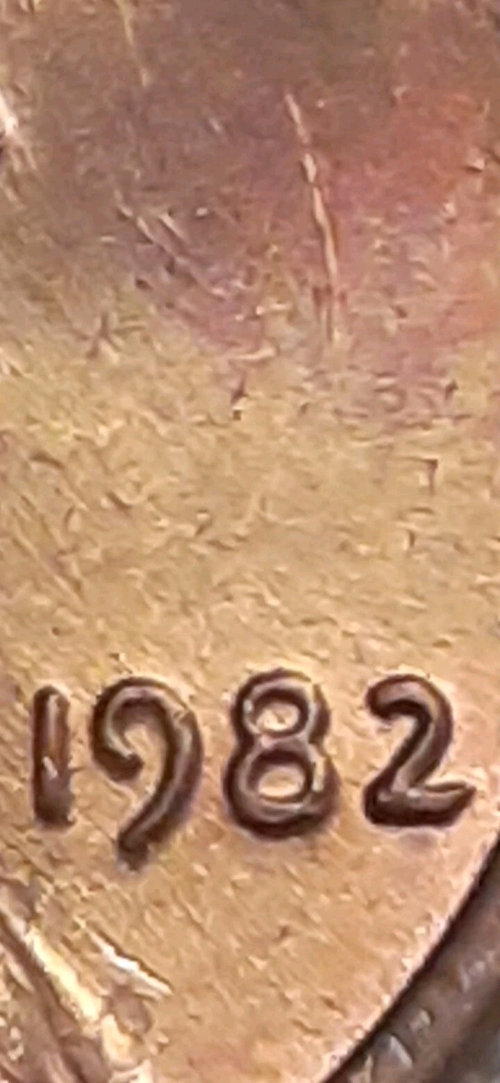 1982 Lincoln Cent Large Date DDO Off Centered Strike BU Red Error Coin