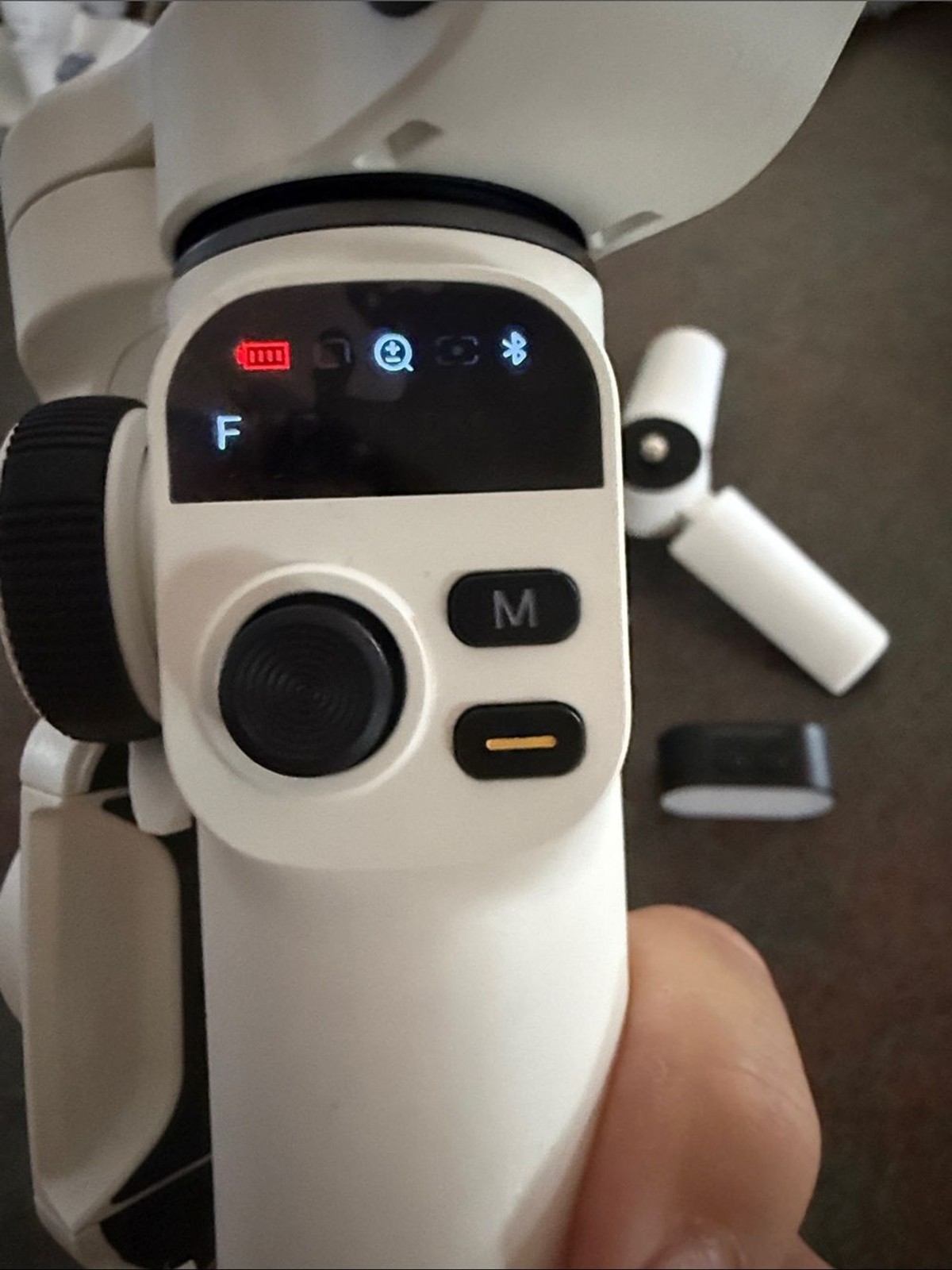 White Handheld Gimbal Stabilizer for Mobile Devices clear screen protector