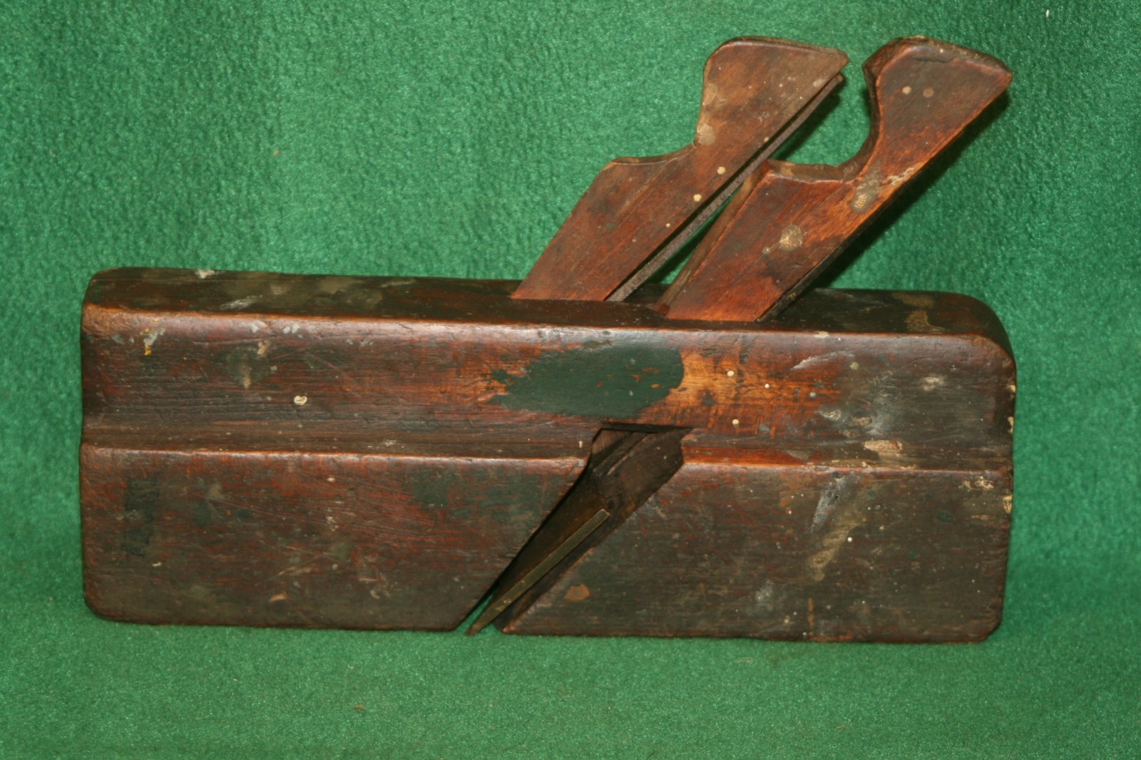 Antique Owasco Tool Co 1875 Two Iron 1-1/4" Nosing Plane INV#BD05