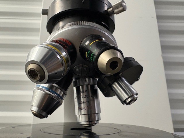 Zeiss Standard 18 Polarizing Microscope w/ Lens & Rotating Stage