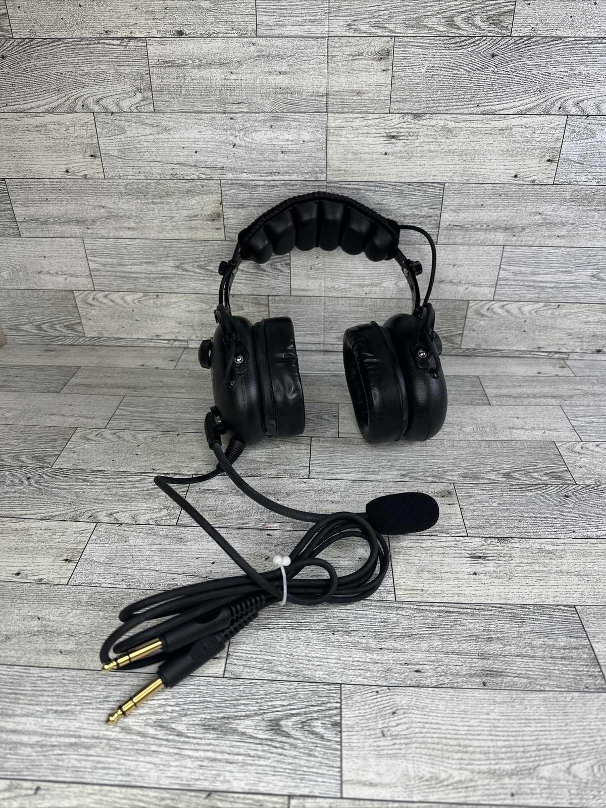 Nav-Data ND-71 Deluxe Headset Dual GA Plugs Gently Used
