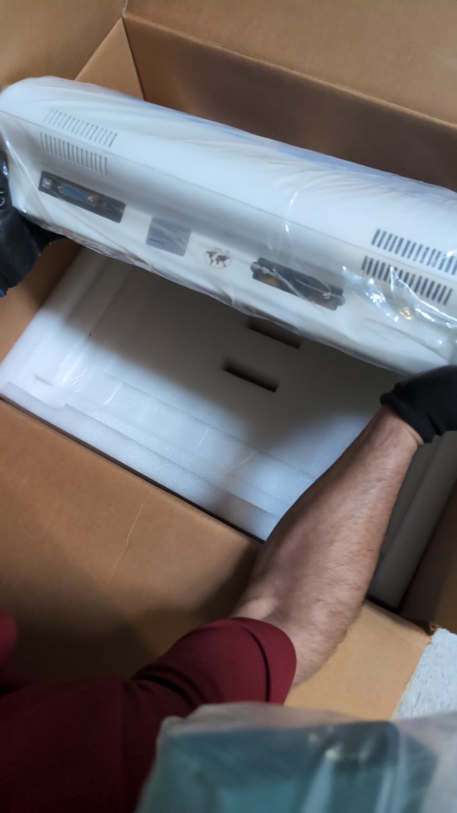 UV-VIS Scanning Dual Beam Spectrophotometer