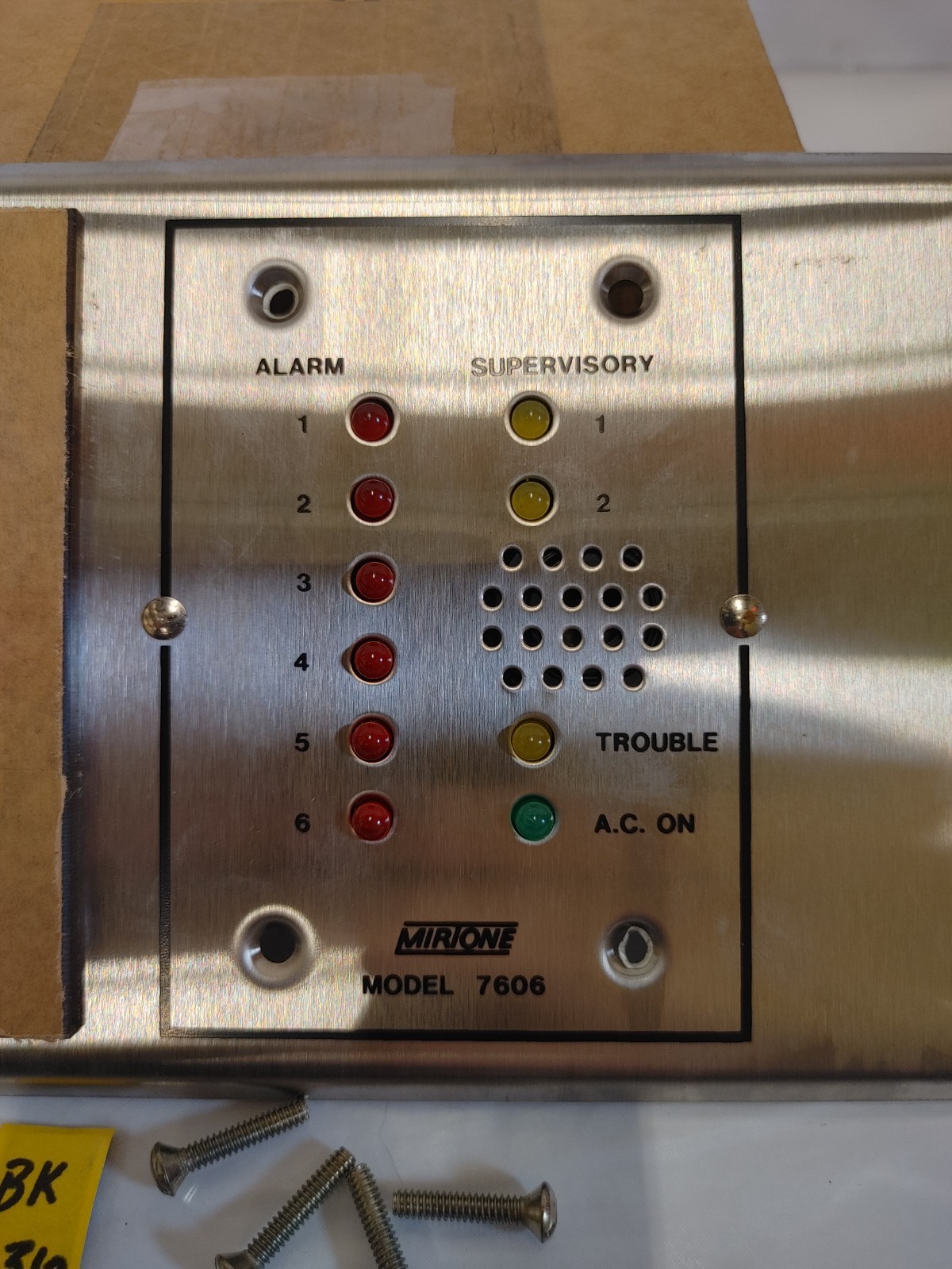 MIRTONE MODEL 7606