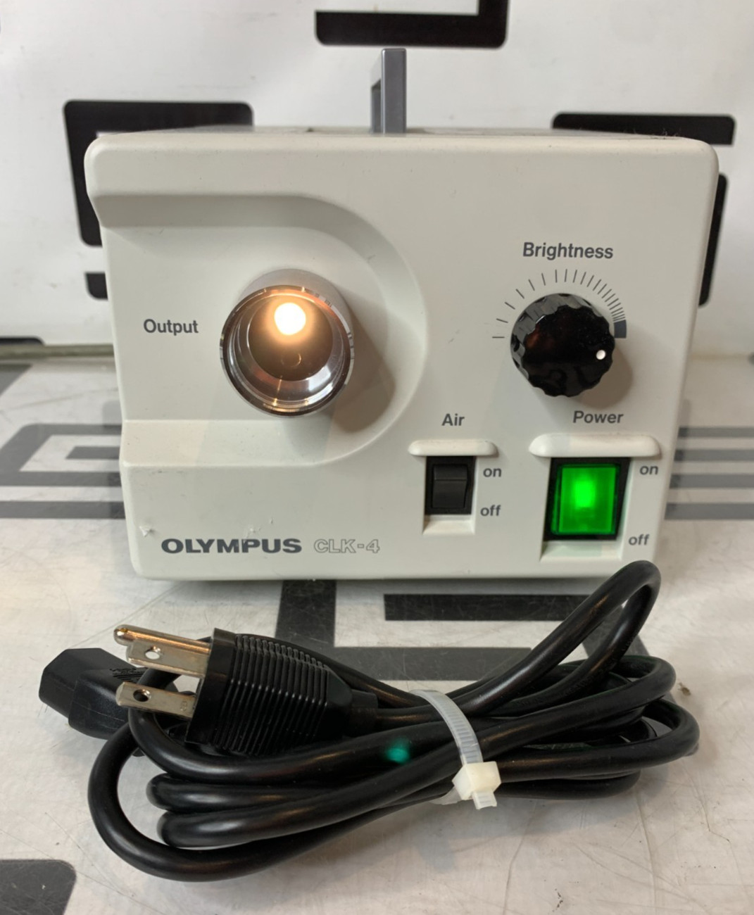 Olympus CLK-4 Halogen Light Source TESTED 30 DAY WARRANTY