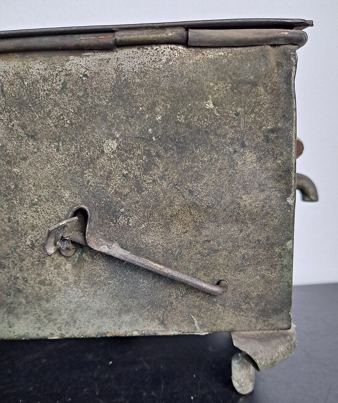 Antique Electric Medical Sterilizer for Surgery Instruments, etc.