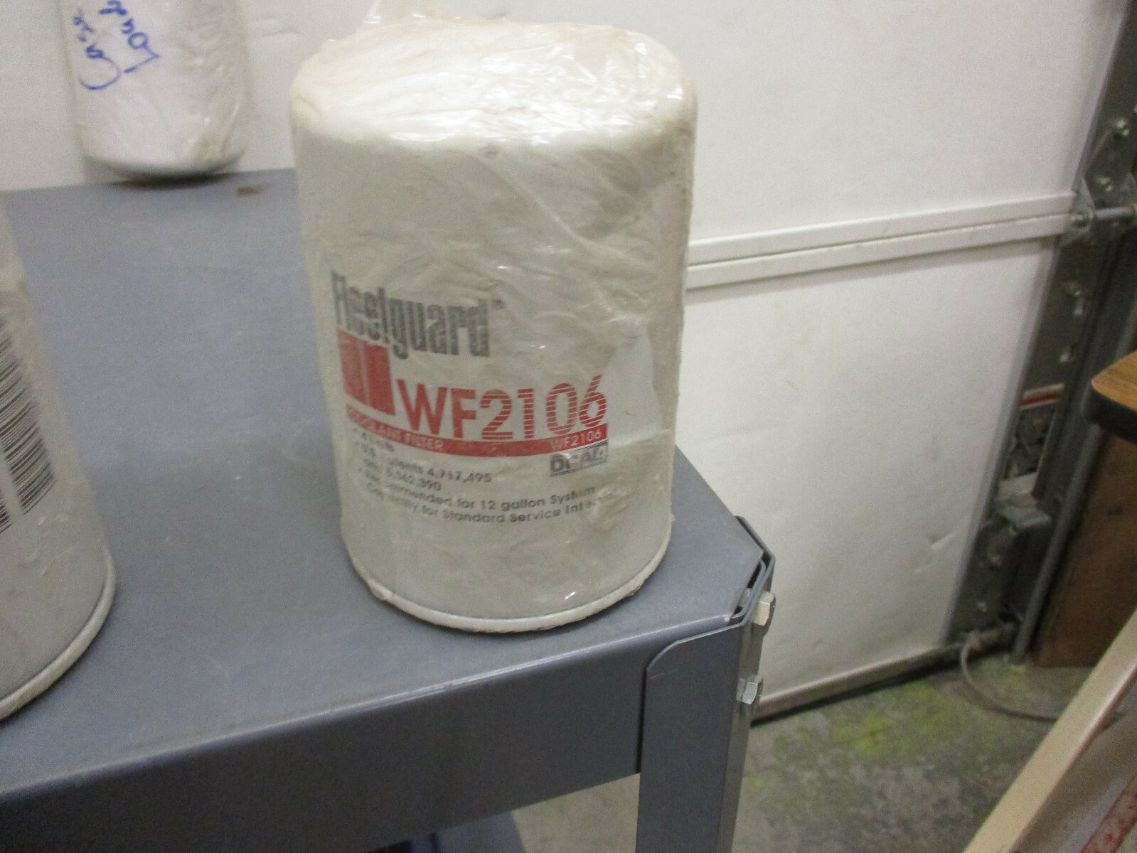 FLEETGUARD COOLENT  FILTER WF2106