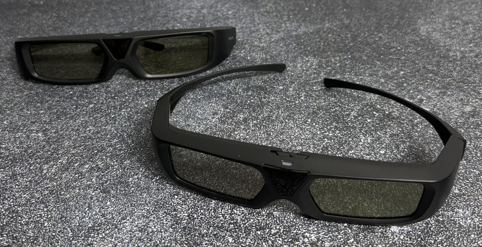 2x Sharp 3D Glasses AN-3DG30 Active 3D Glasses Compatible with Sharp 3D TVs