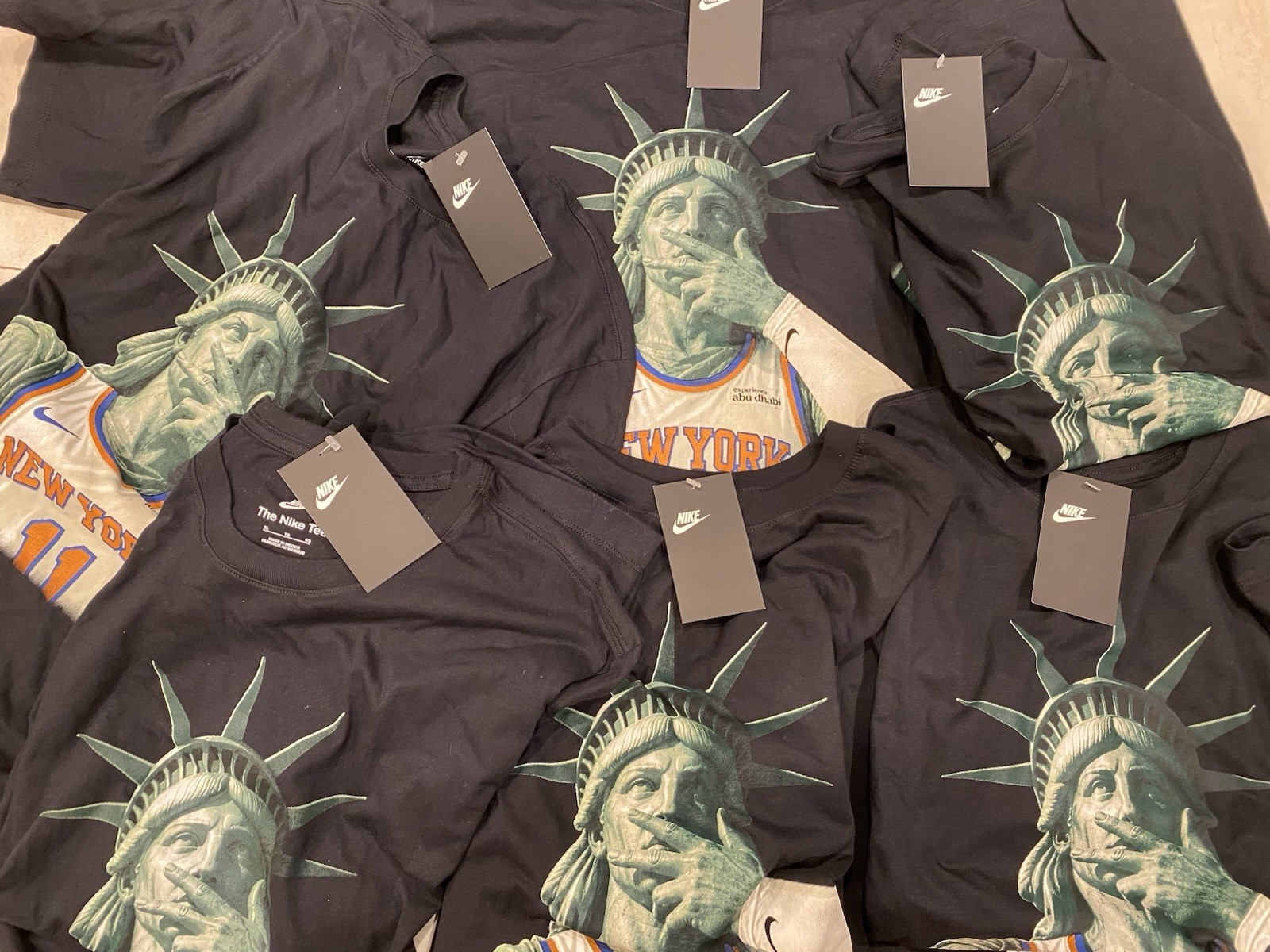 Nike Statue of Liberty Jalen Brunson T-Shirt *BRAND NEW-IN HAND* Size S-XXL NWT