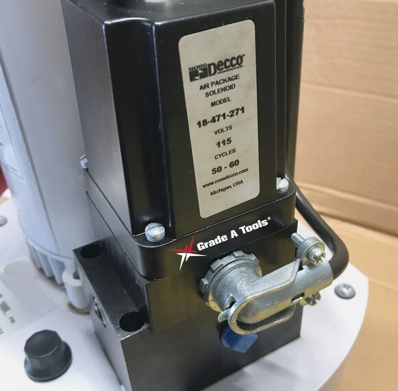 Chief EZ Liner II Frame Machine Hydraulic Pump - 5 Ton Pull Power