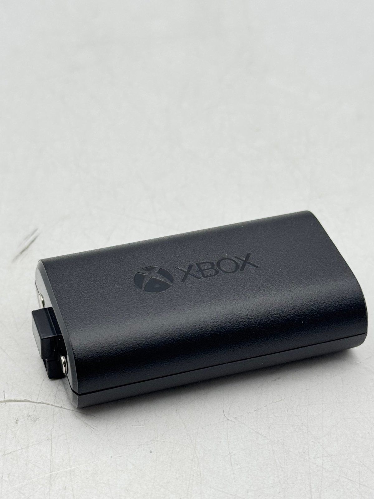 Xbox Rechargeable Battery Pack USB-C Cable Play and Charge