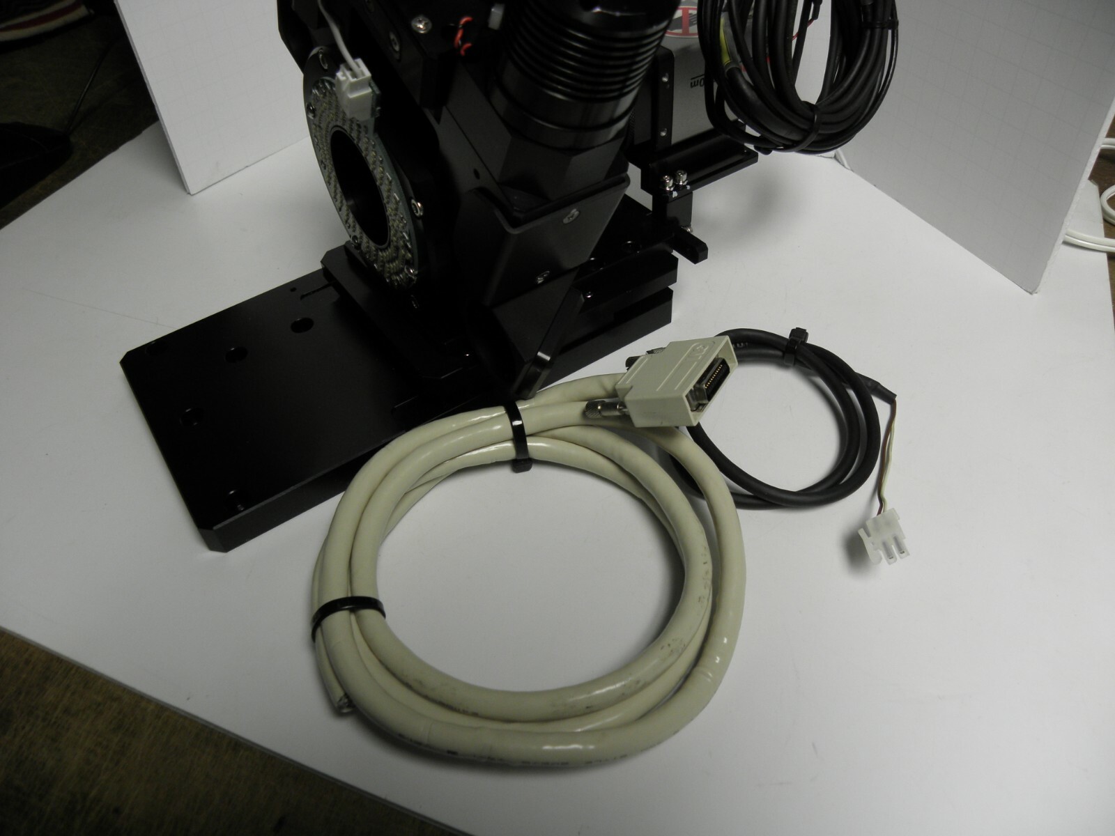 Machine Vision with Adimec-1000m and 145LED ring lamp and off axis illuminators