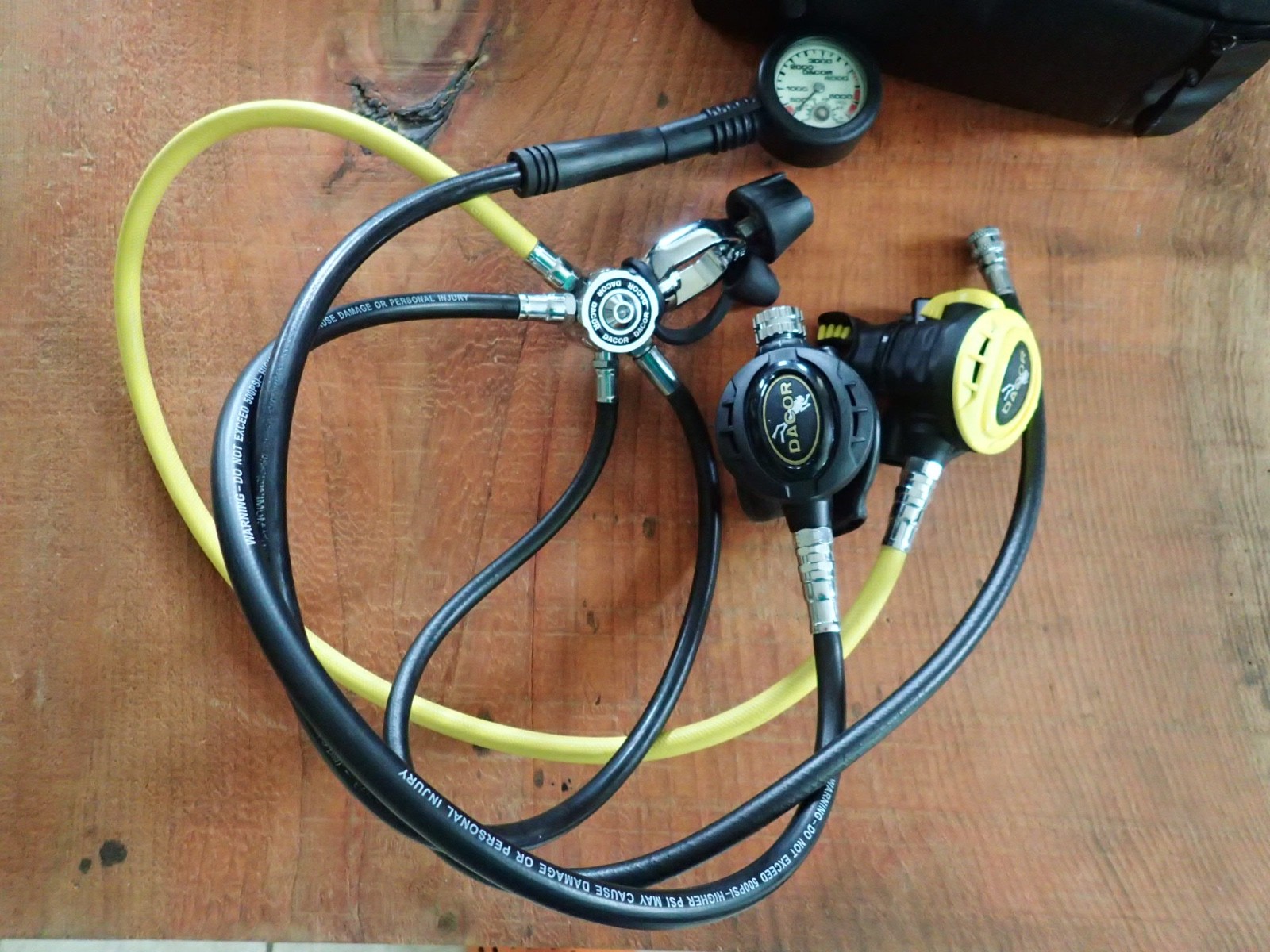Dacor Pacer Plus X6 Regulator Set with Octopus, Gauge ,LP hose ,Bag never used