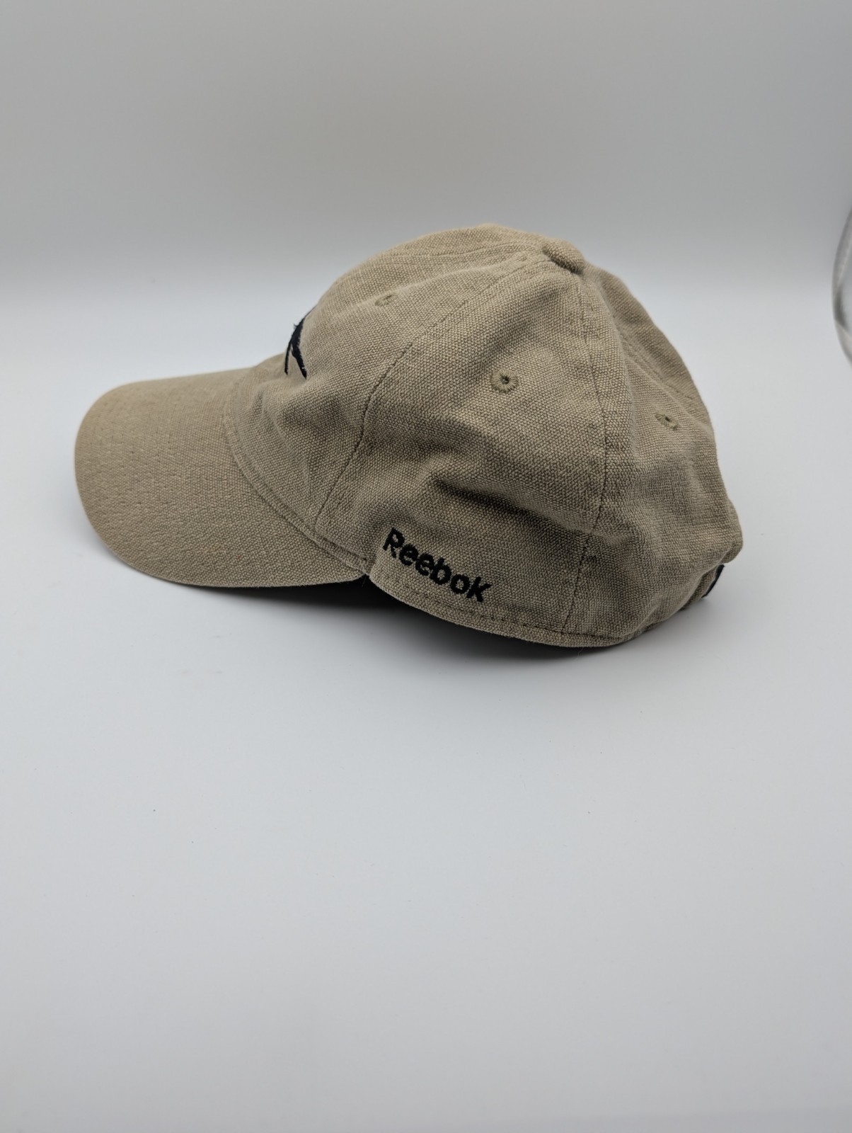 Reebok Classic Ball cap with Adjustable Strapback for Men Tan