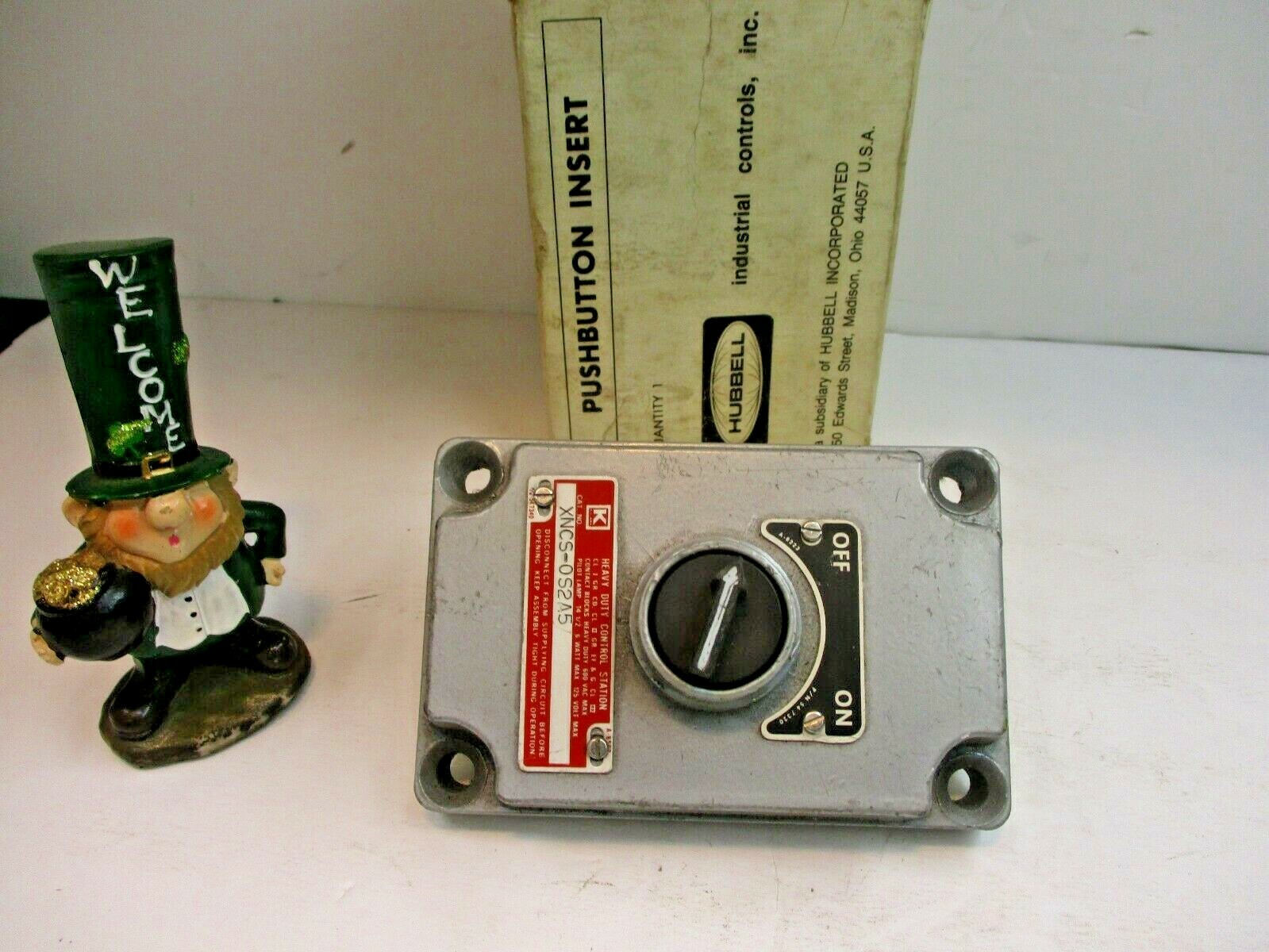 Hubbell Killark XNCS-0S2A5 Control Station ON / OFF